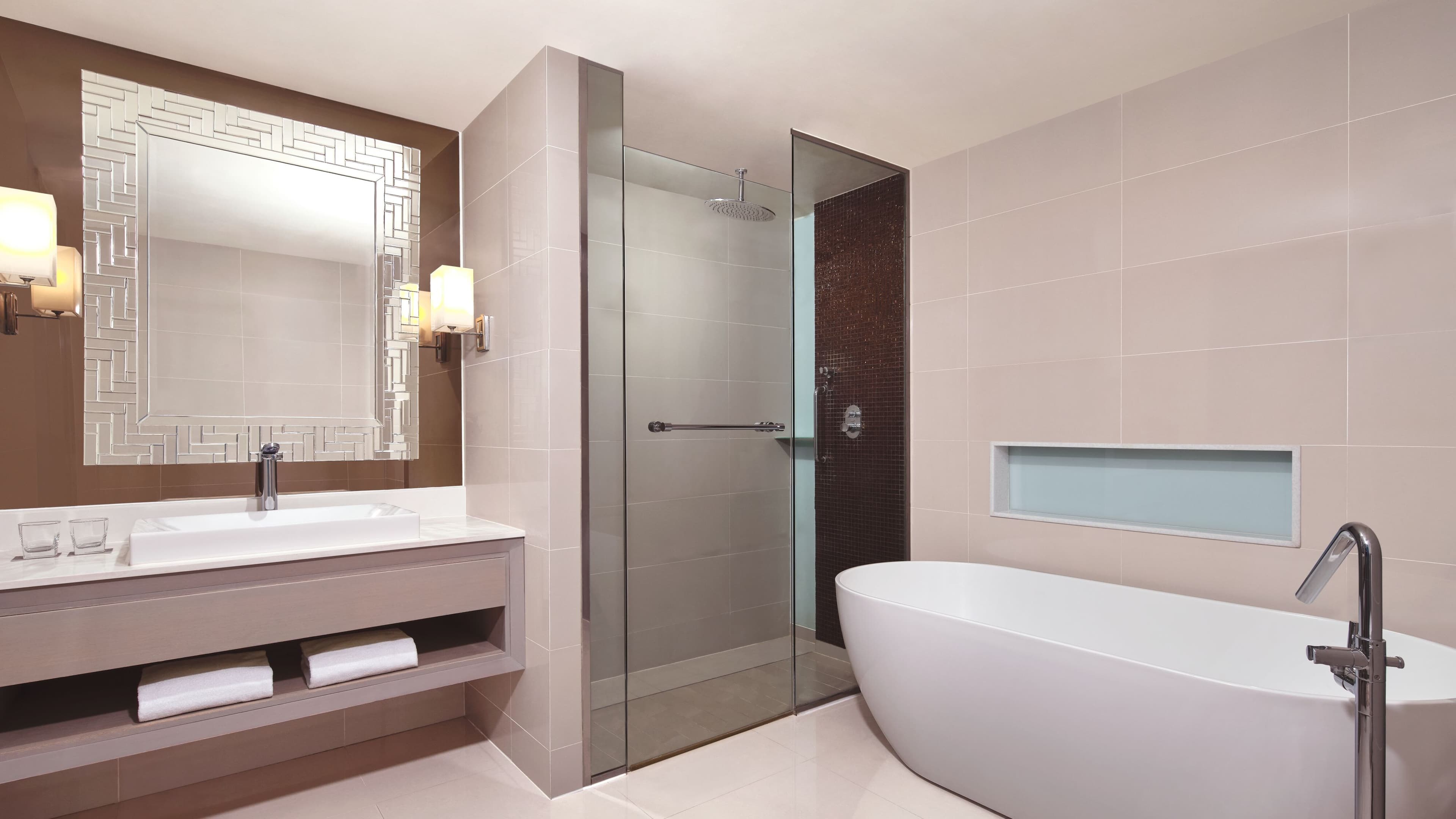 Sheraton Bandung Hotel & Towers — 20