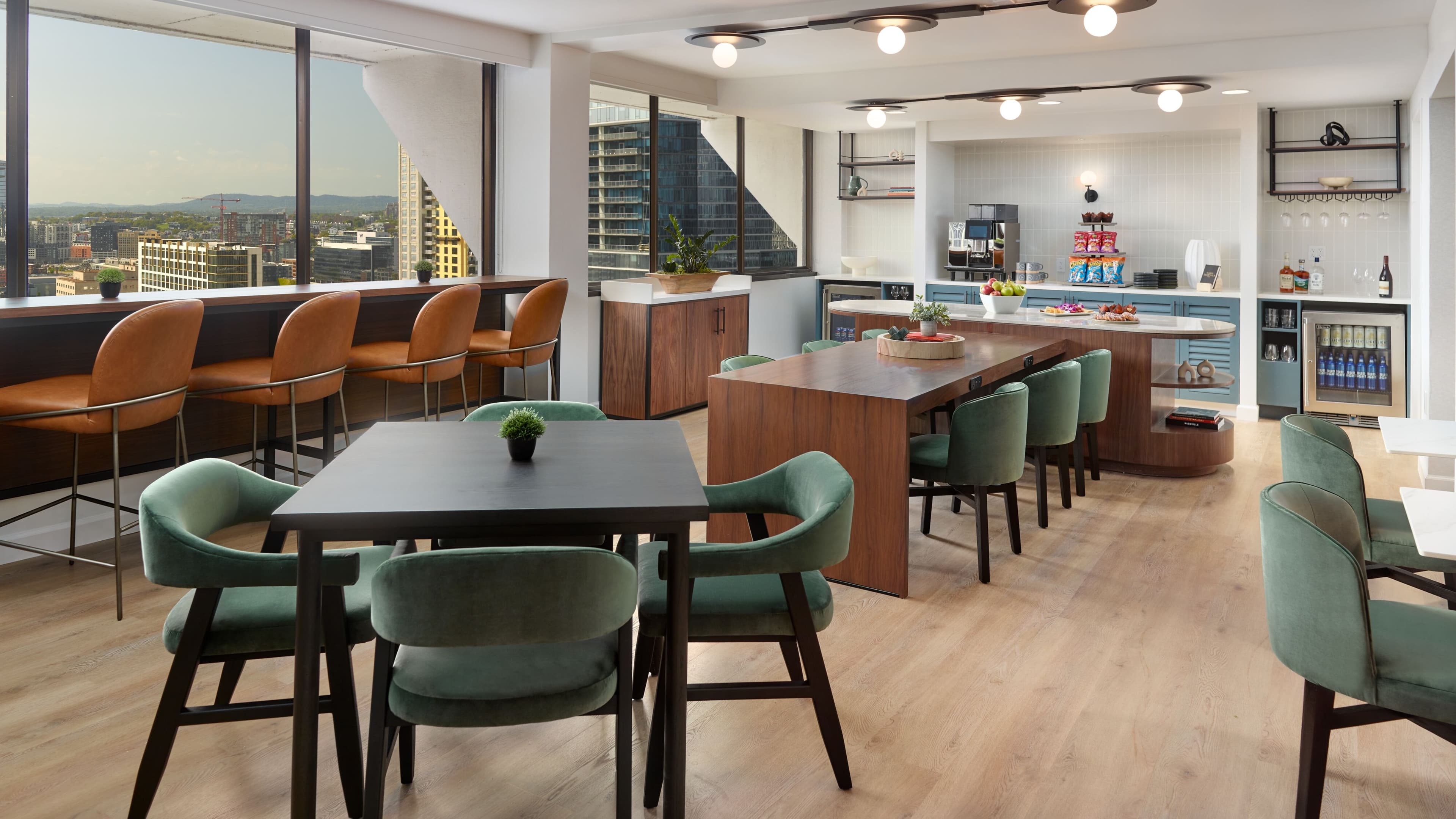 Premier Guest Room - Image 8