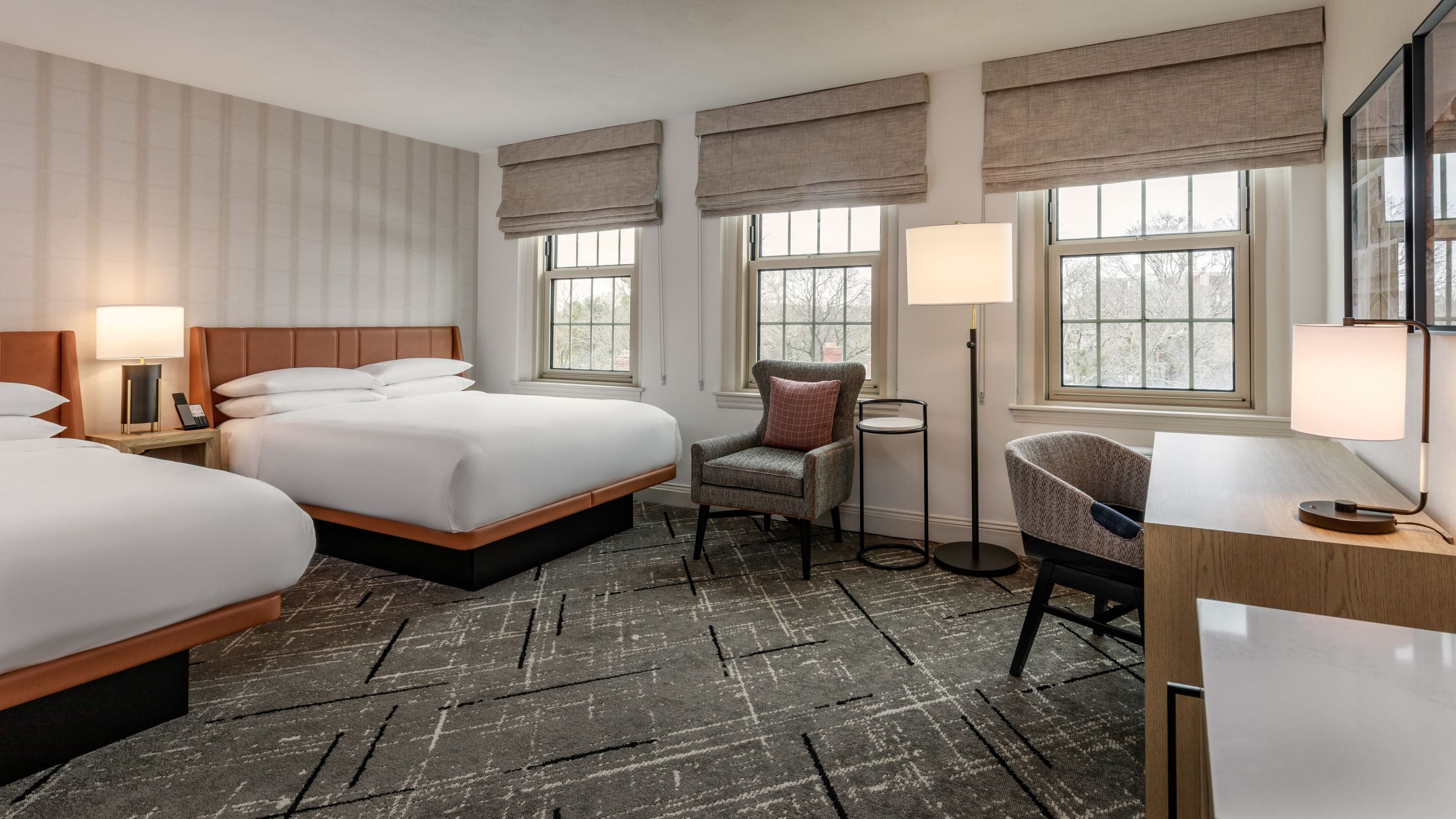 Sheraton Commander Hotel — 5