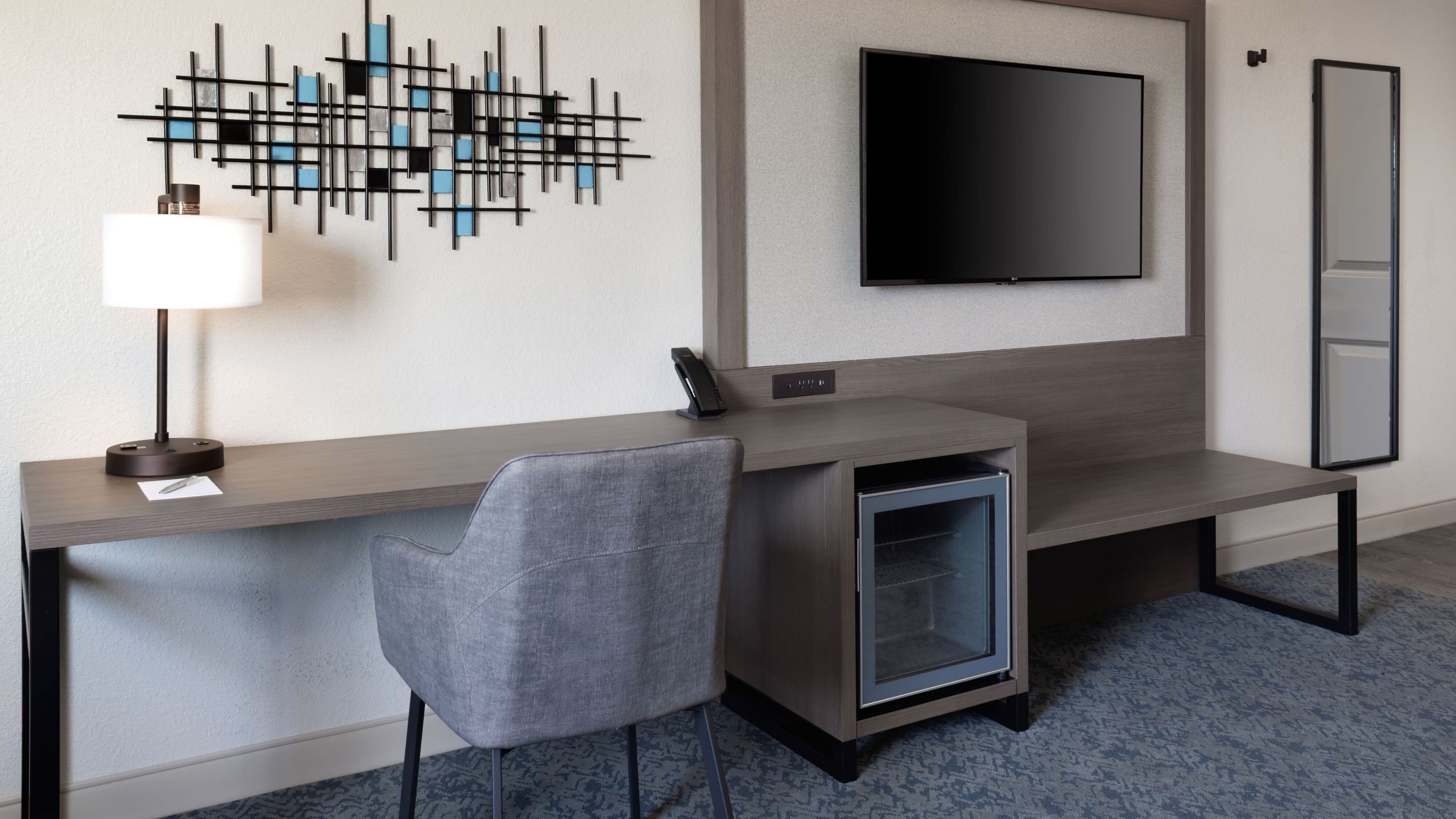 Sheraton Framingham Hotel & Conference Center - Image 5