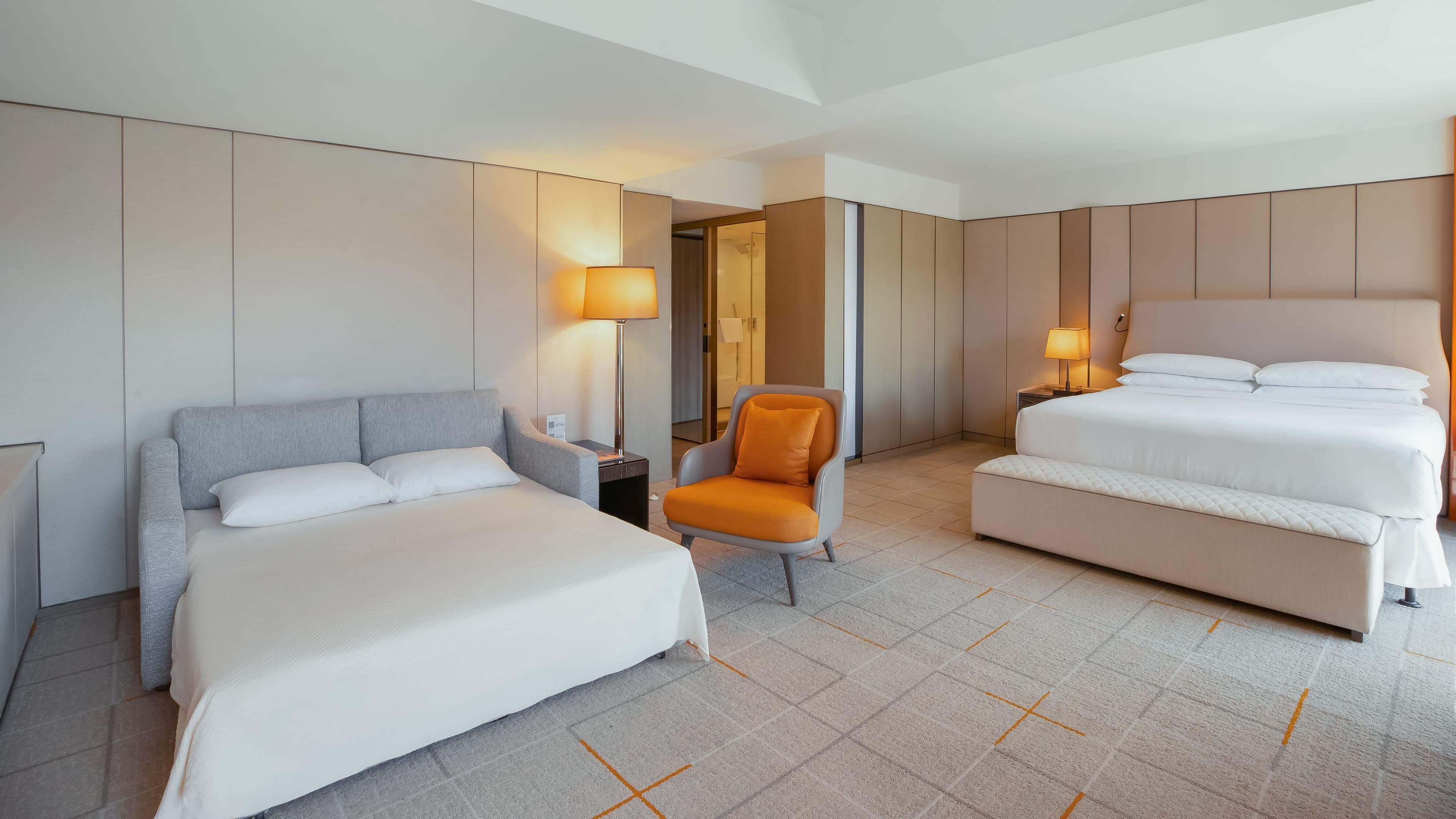 Sheraton Universal Hotel - Image 3