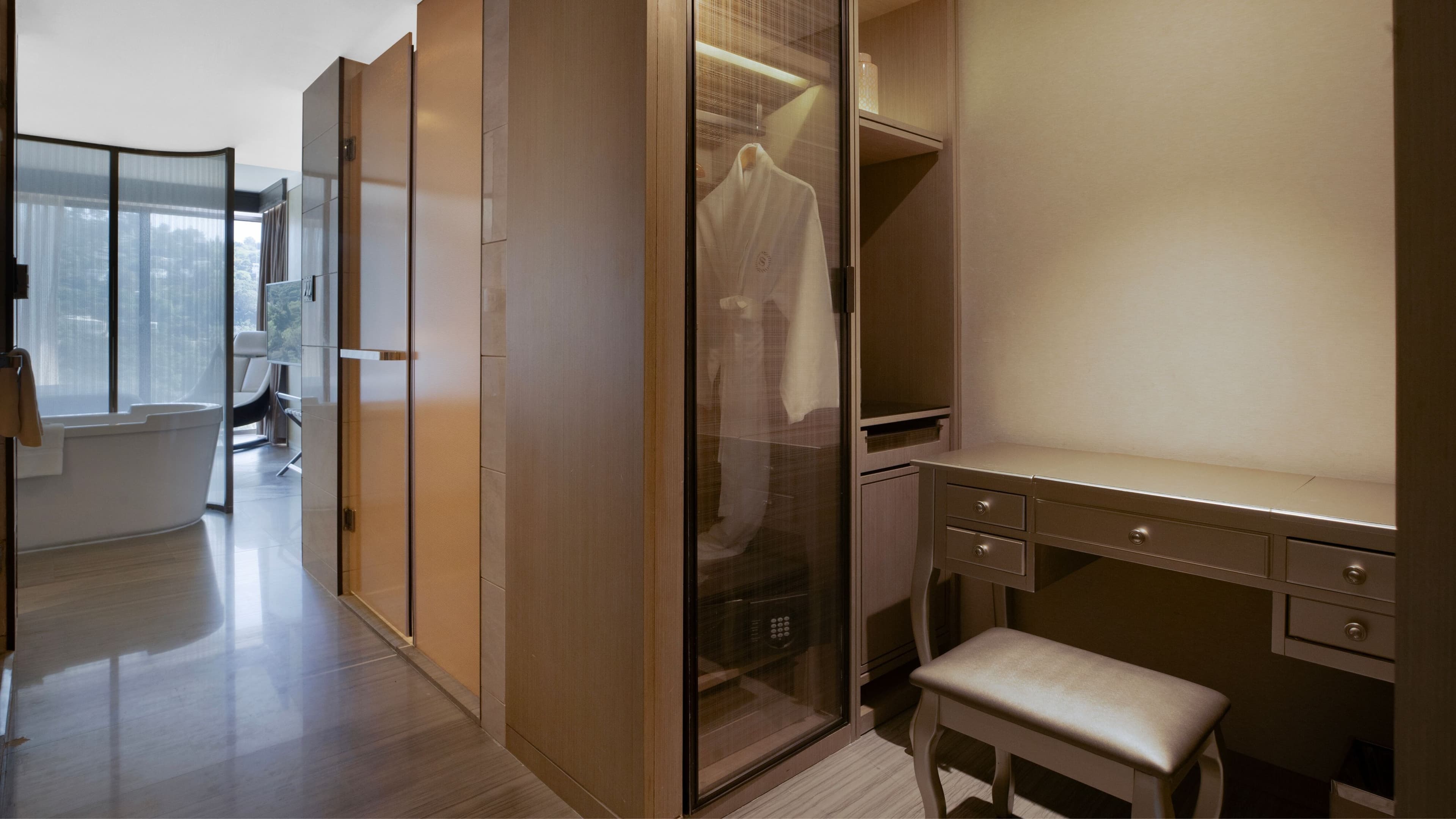 Sheraton Universal Hotel — 54