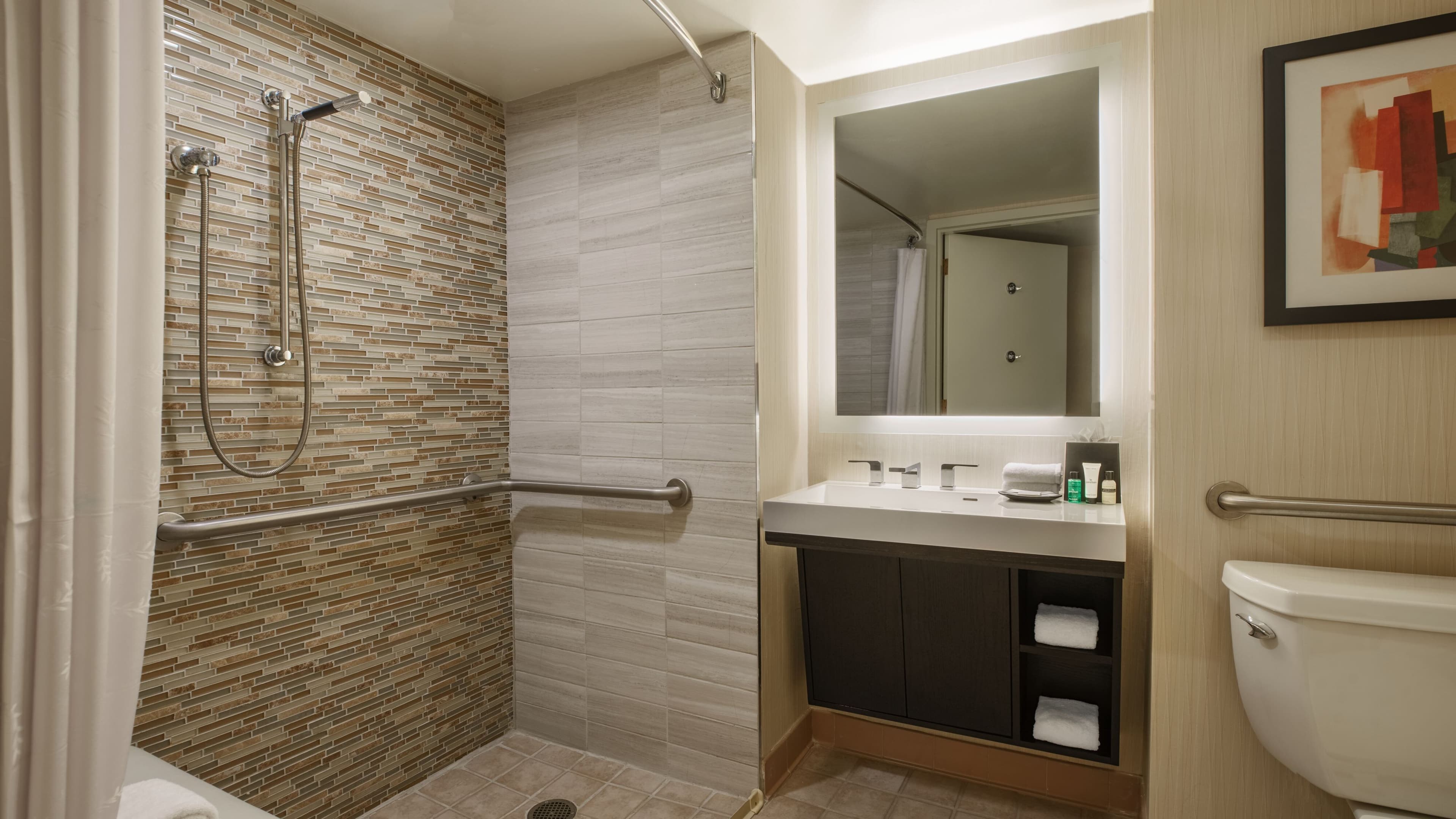 Sheraton Grand Chicago Riverwalk — 26