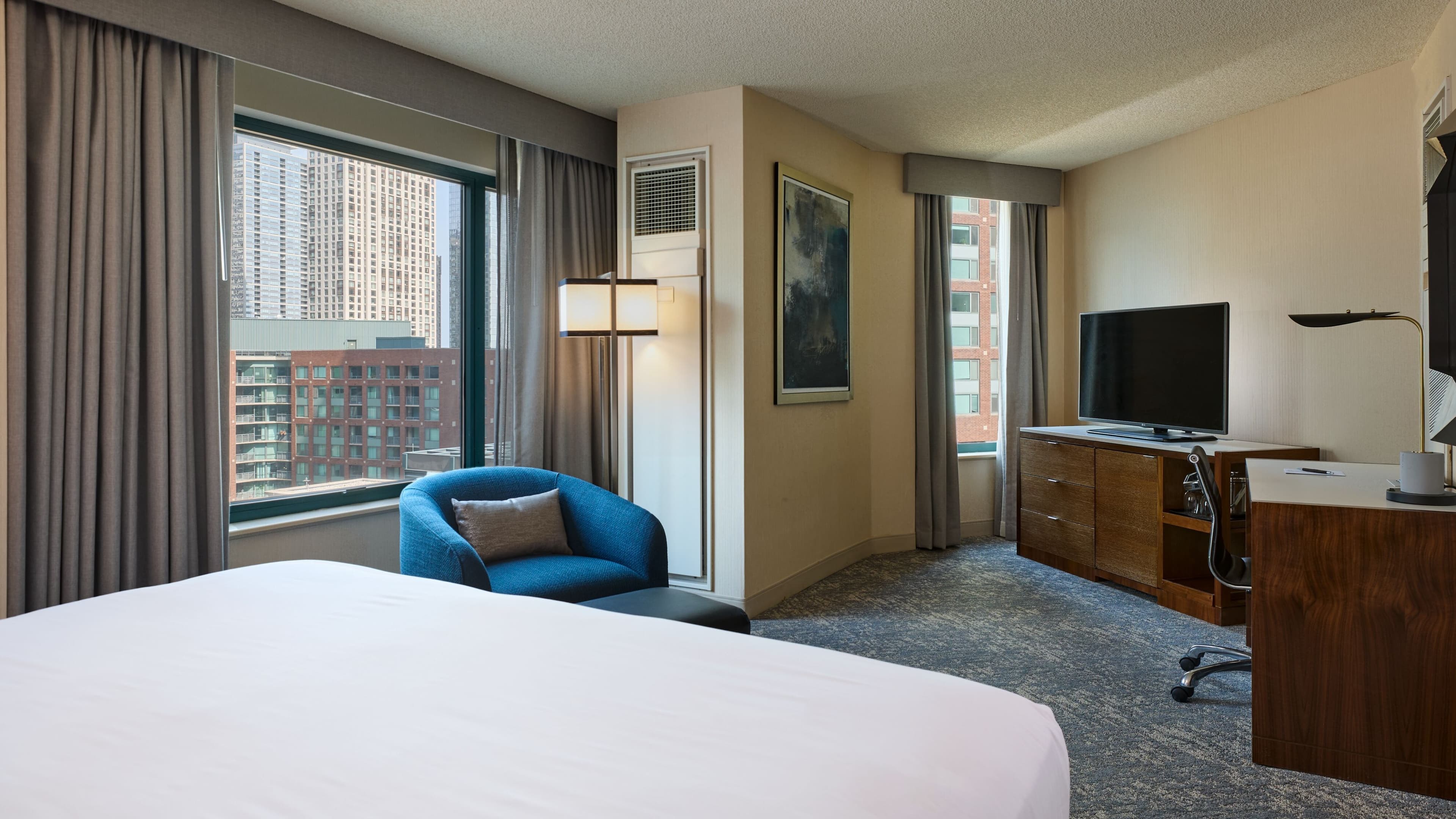 Sheraton Grand Chicago Riverwalk — 12