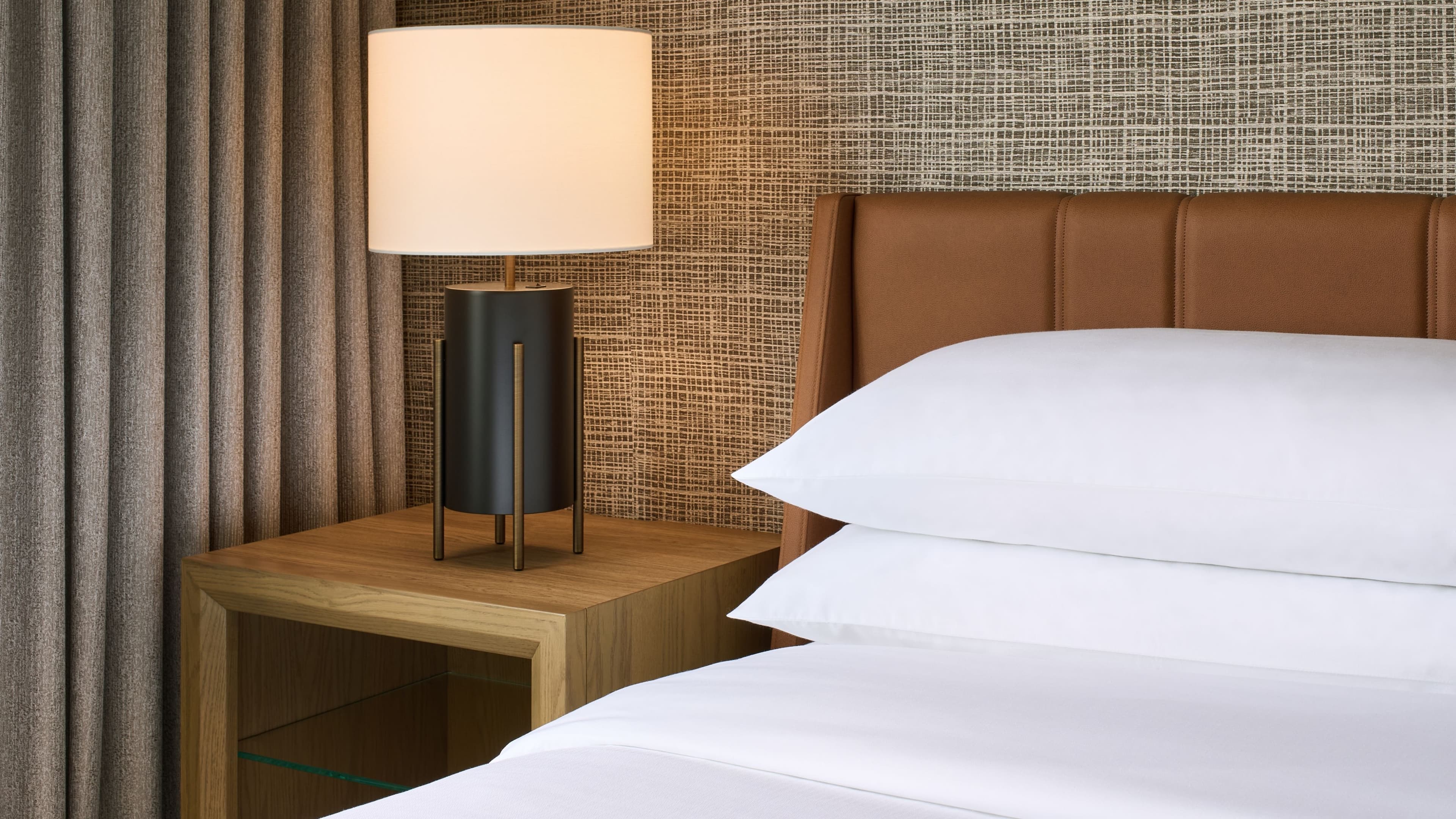 Sheraton Suites Chicago O'Hare — 15