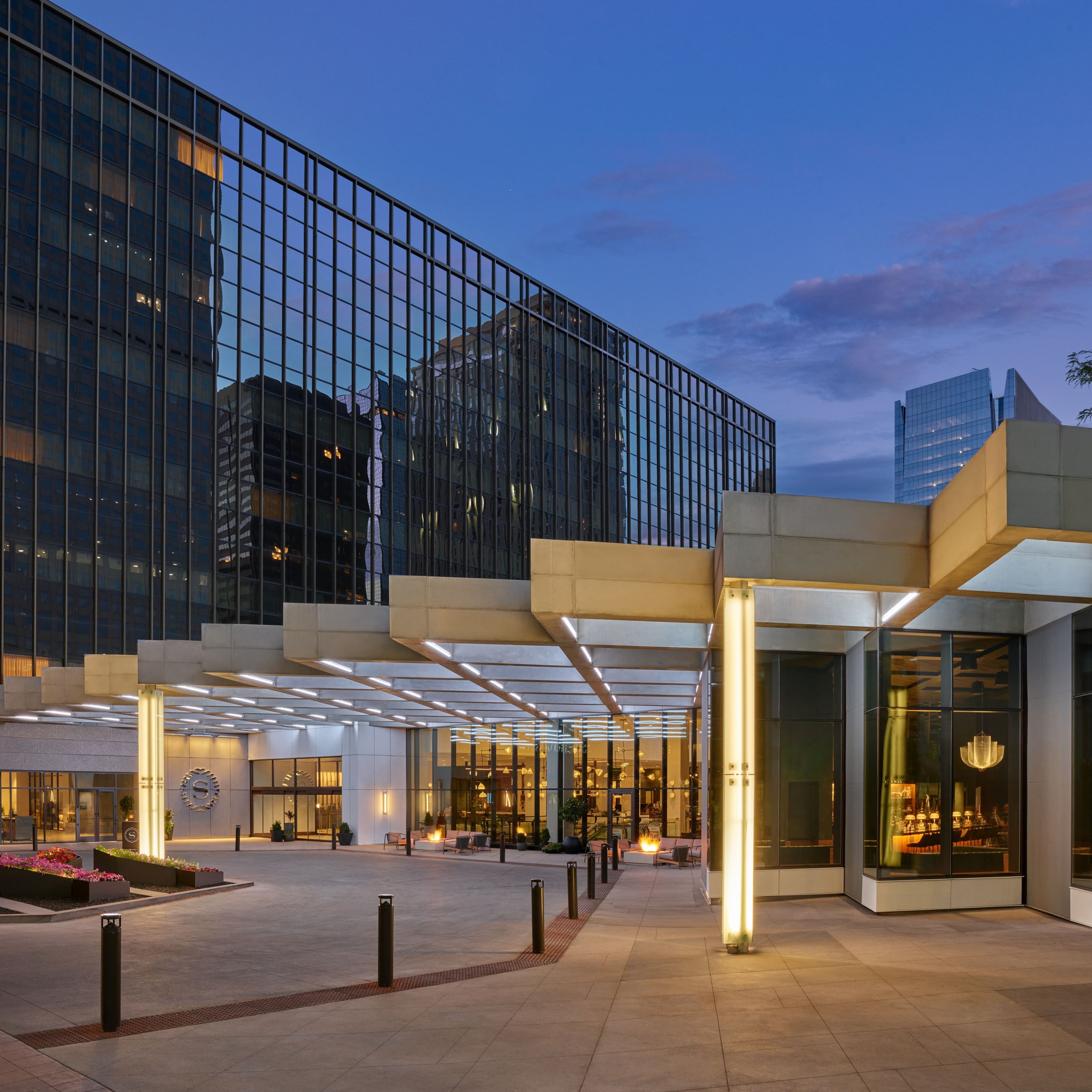 Sheraton Denver Downtown Hotel - Image 1