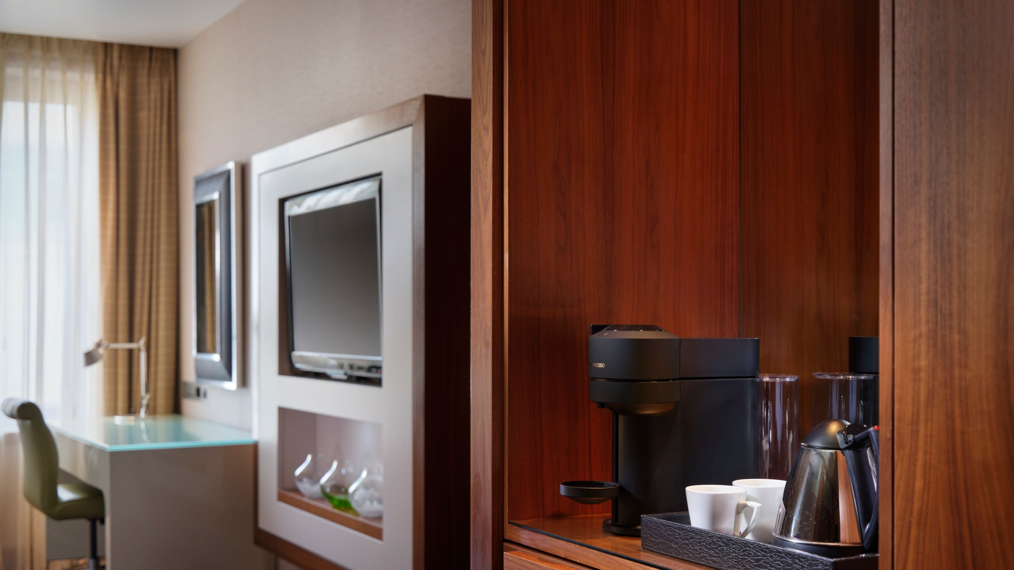 Sheraton Grand Hotel & Spa, Edinburgh - Image 5