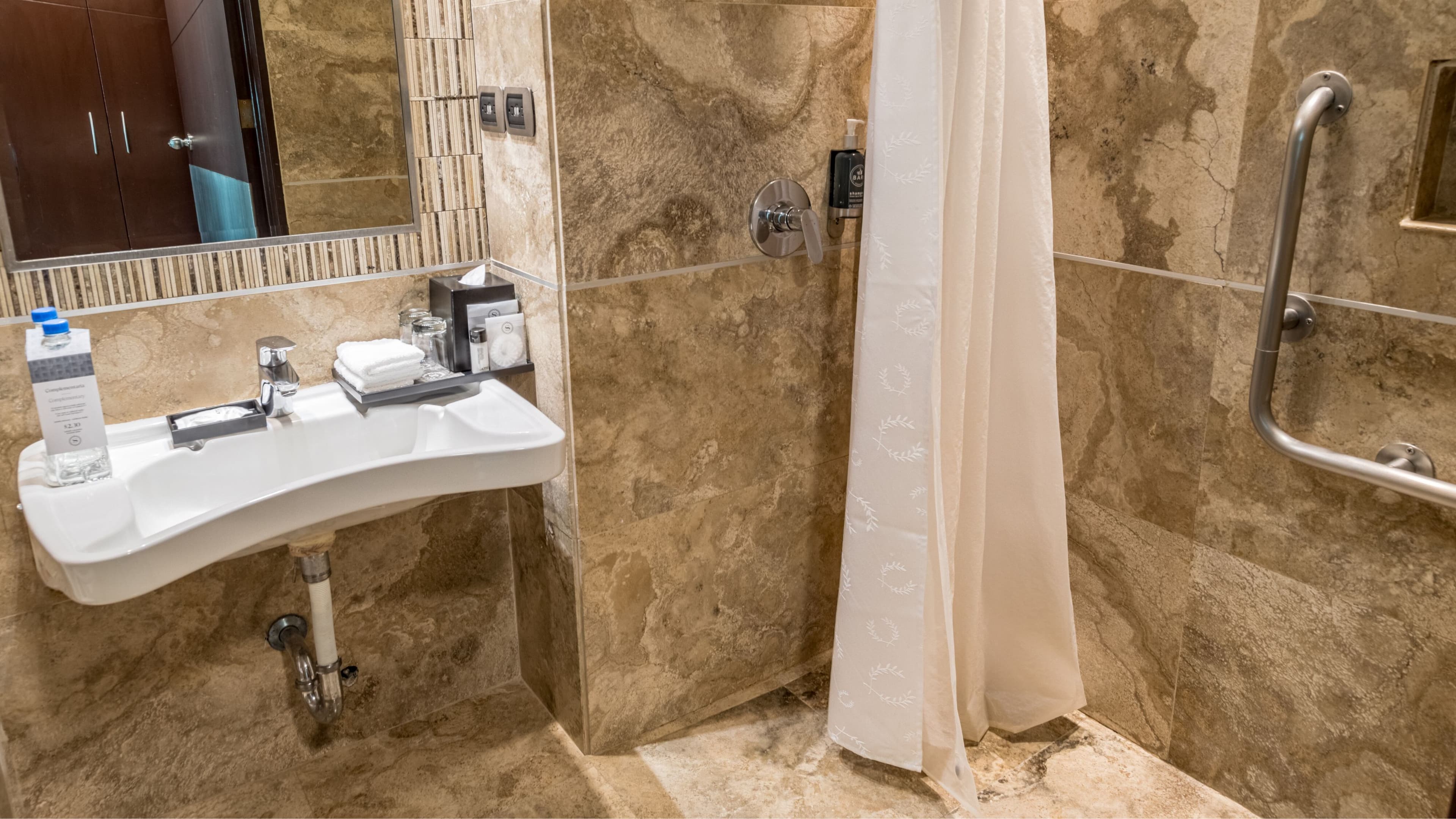 Sheraton Guayaquil Hotel — 12