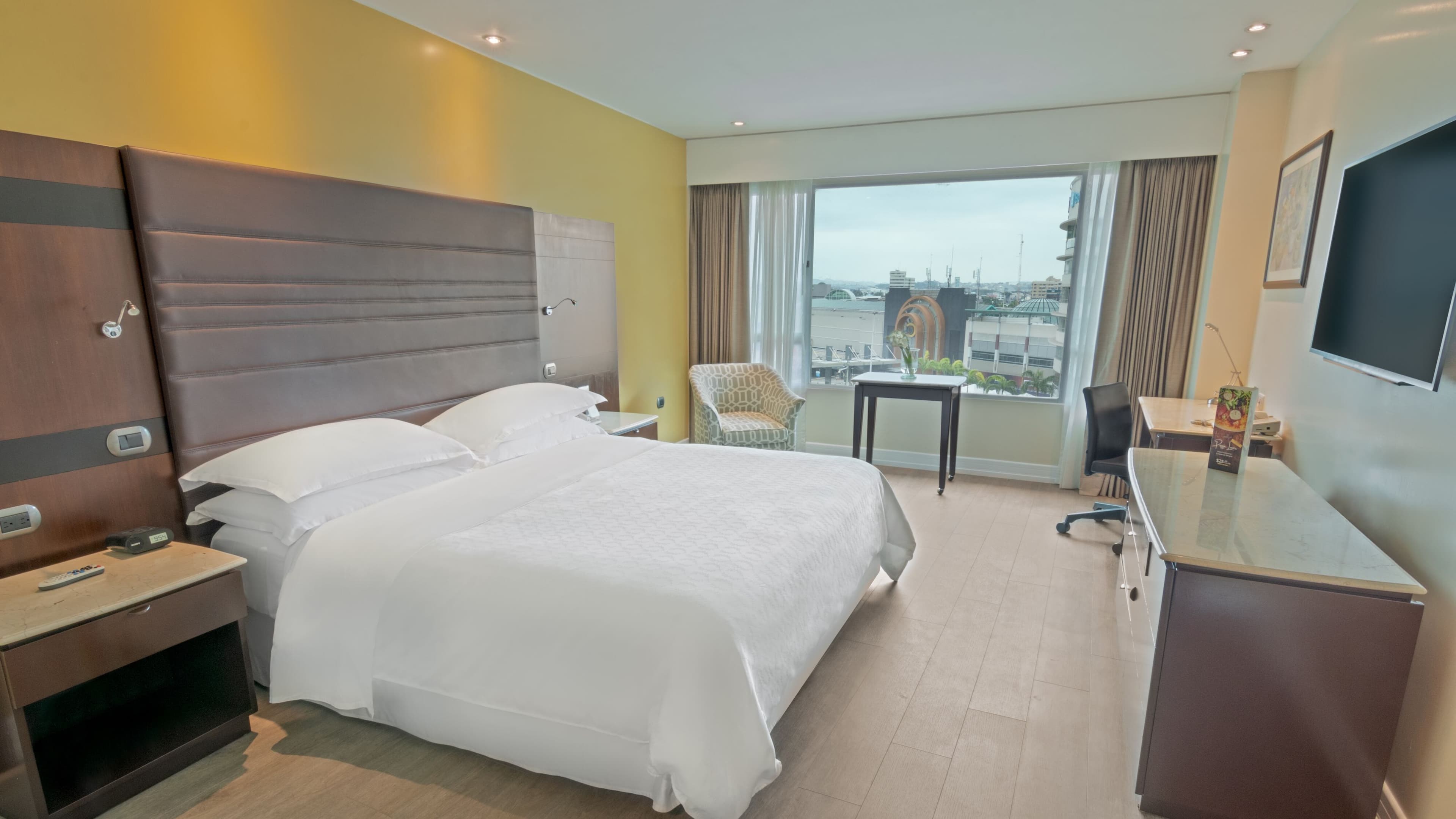 Sheraton Guayaquil Hotel — 16