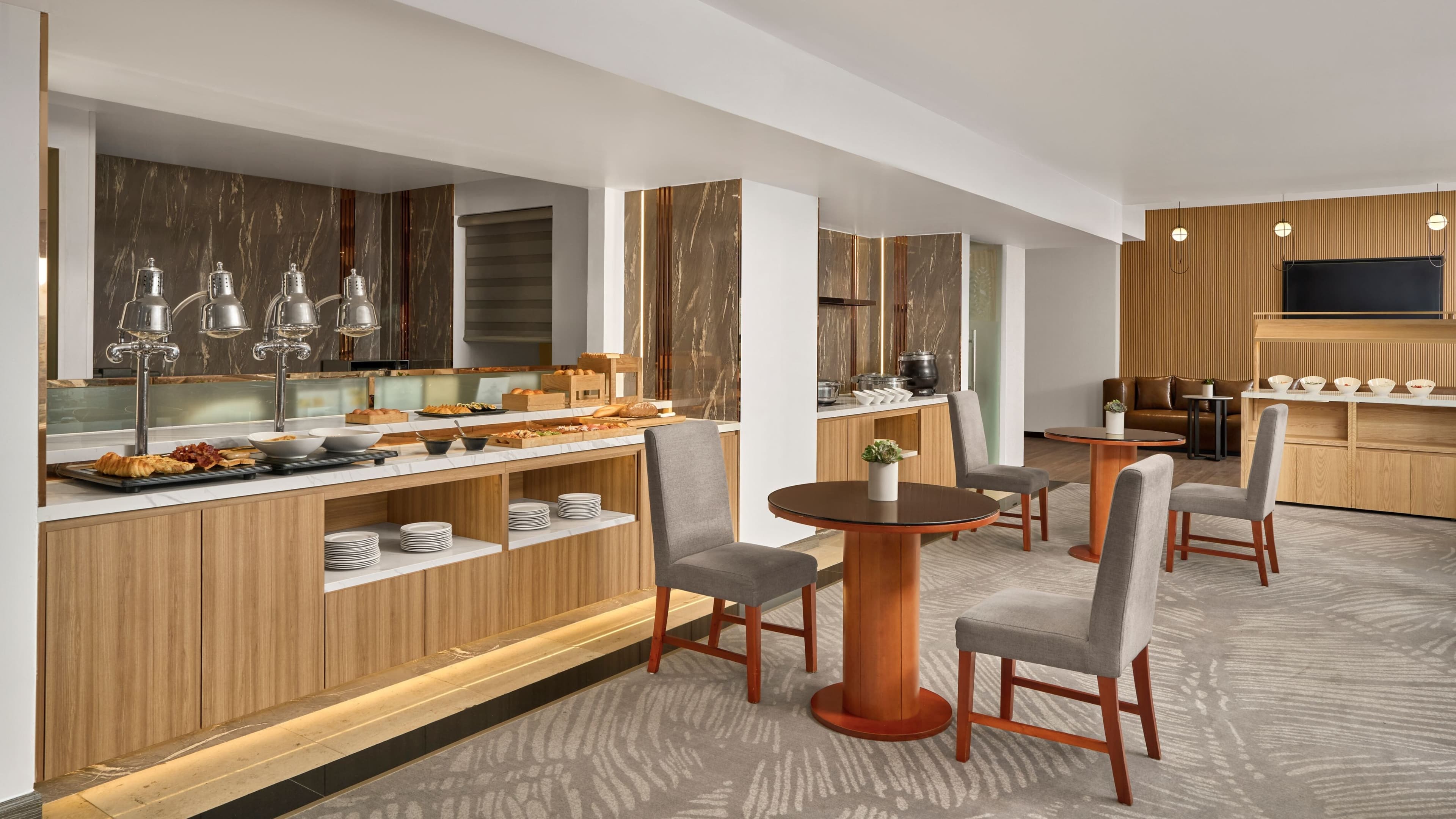 Sheraton Hanoi Hotel — 7