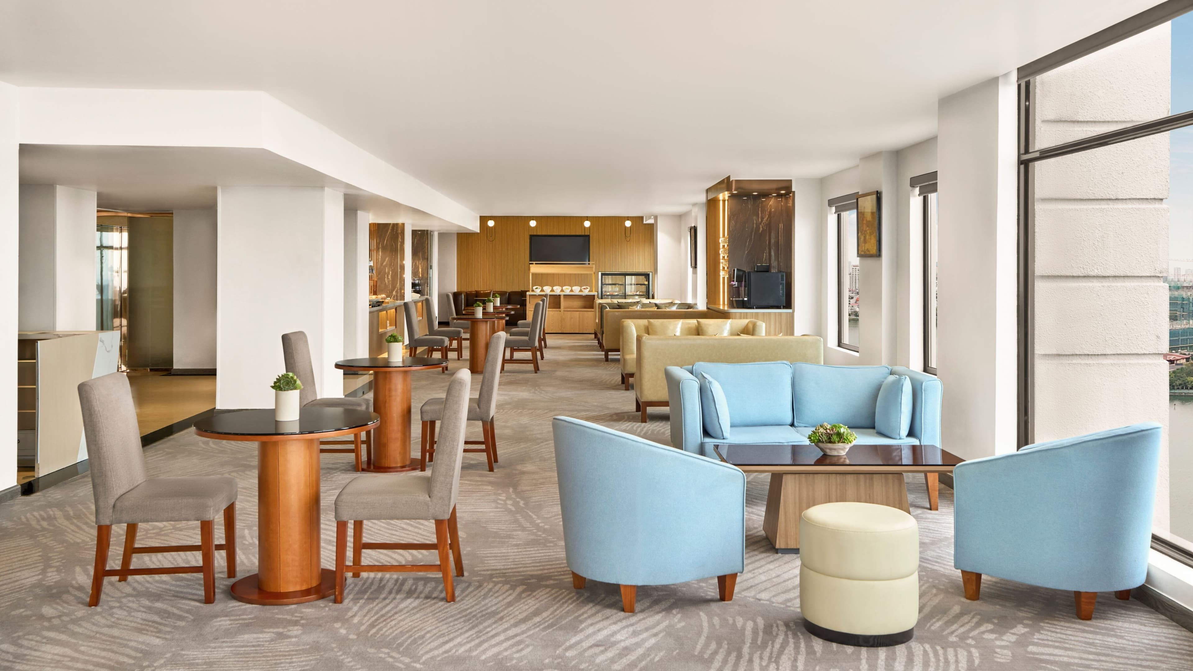 Sheraton Hanoi Hotel — 8