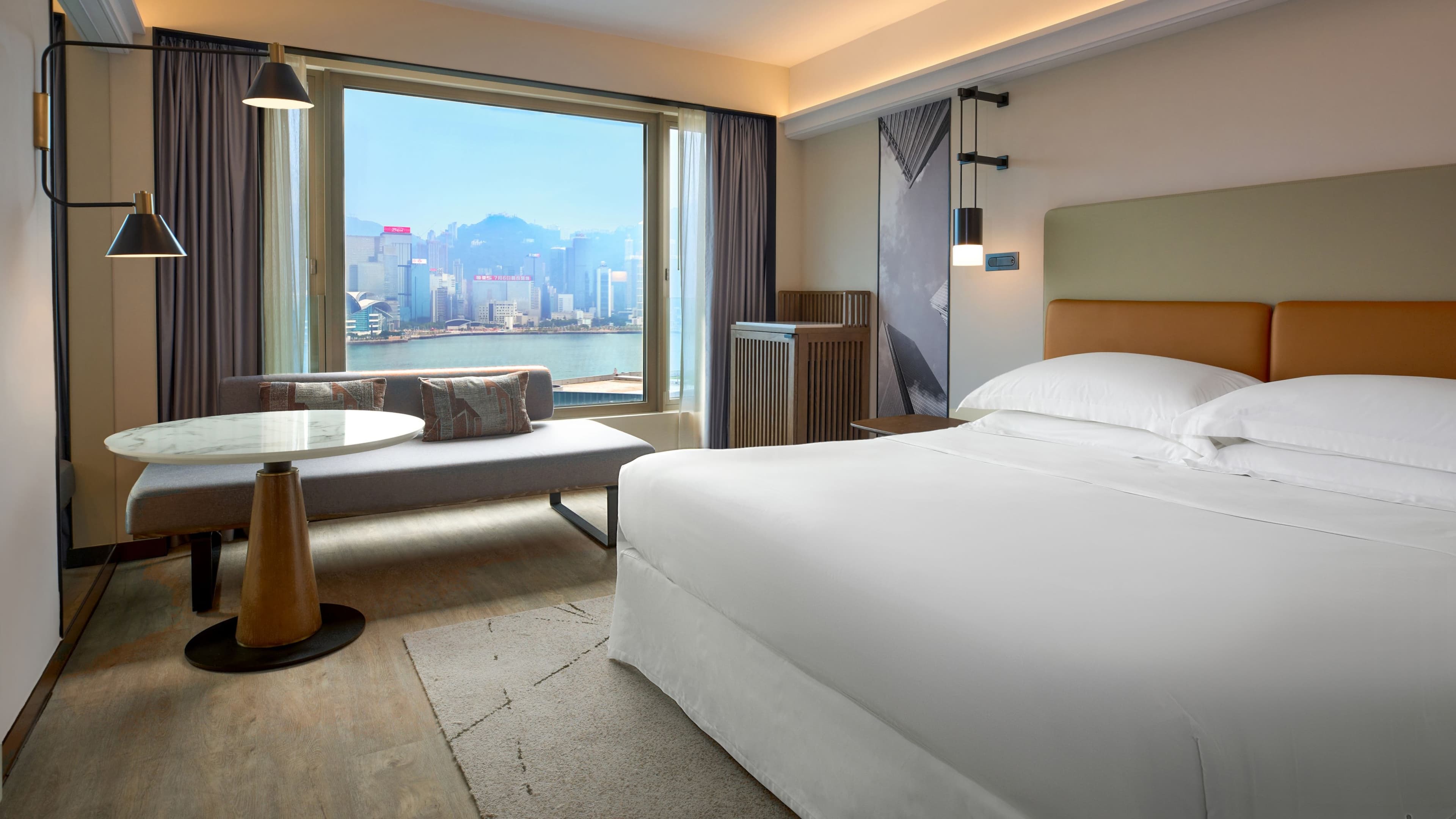 Sheraton Hong Kong Hotel & Towers - Image 5