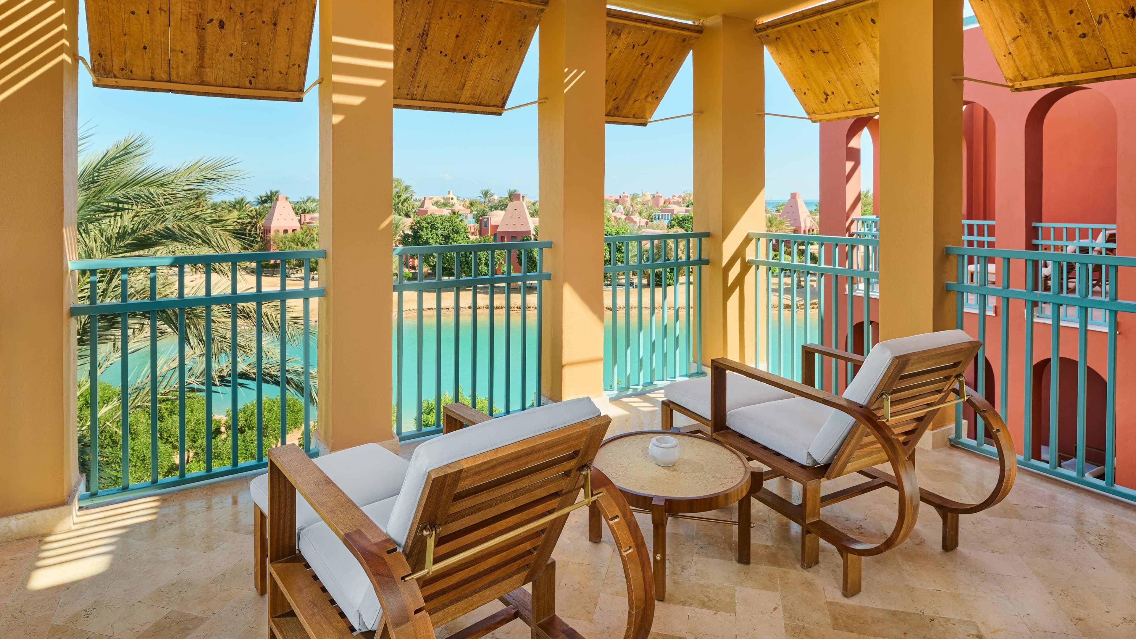 Superior Guest Room - Image 7