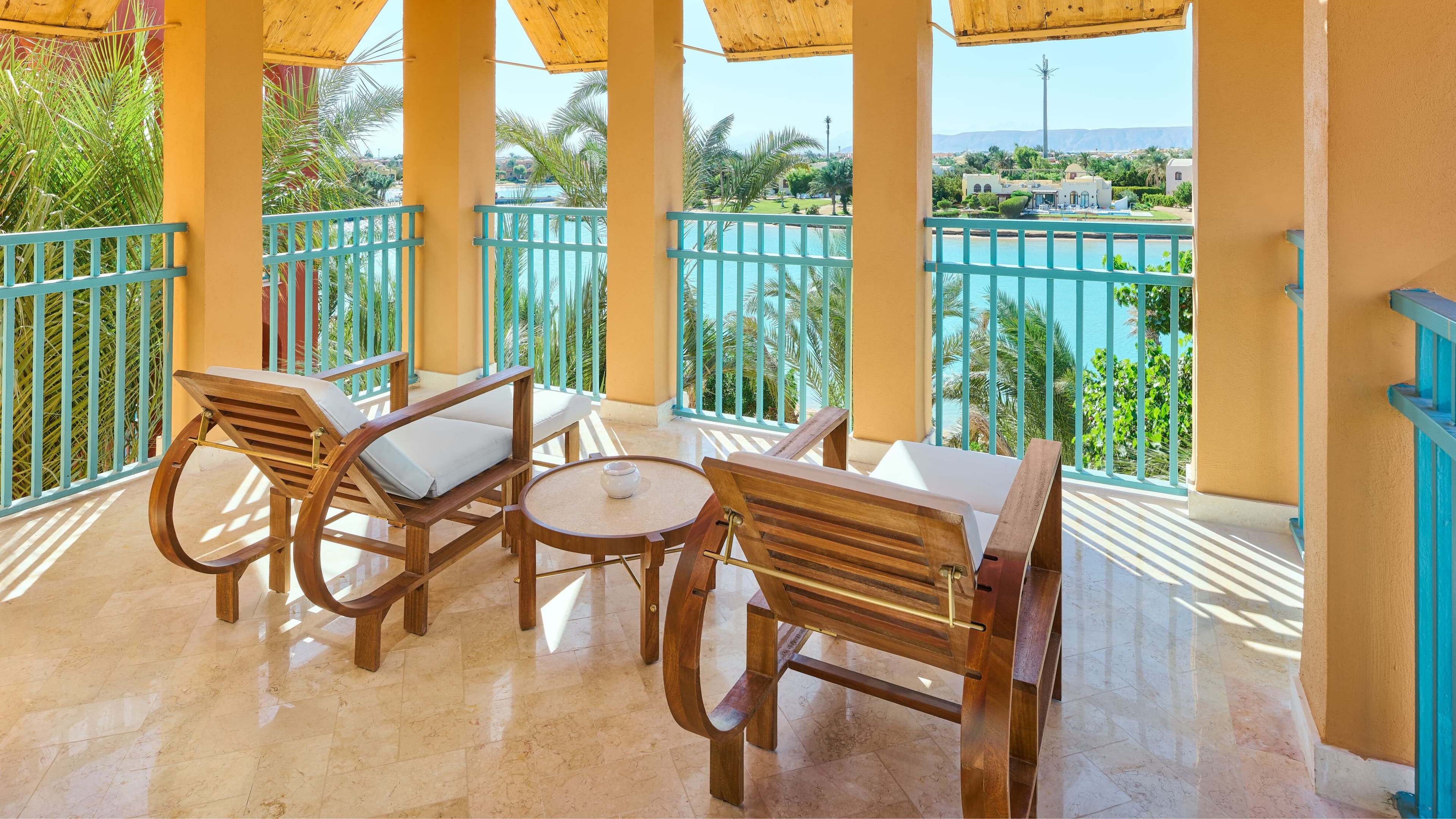 Superior Guest Room - Image 9