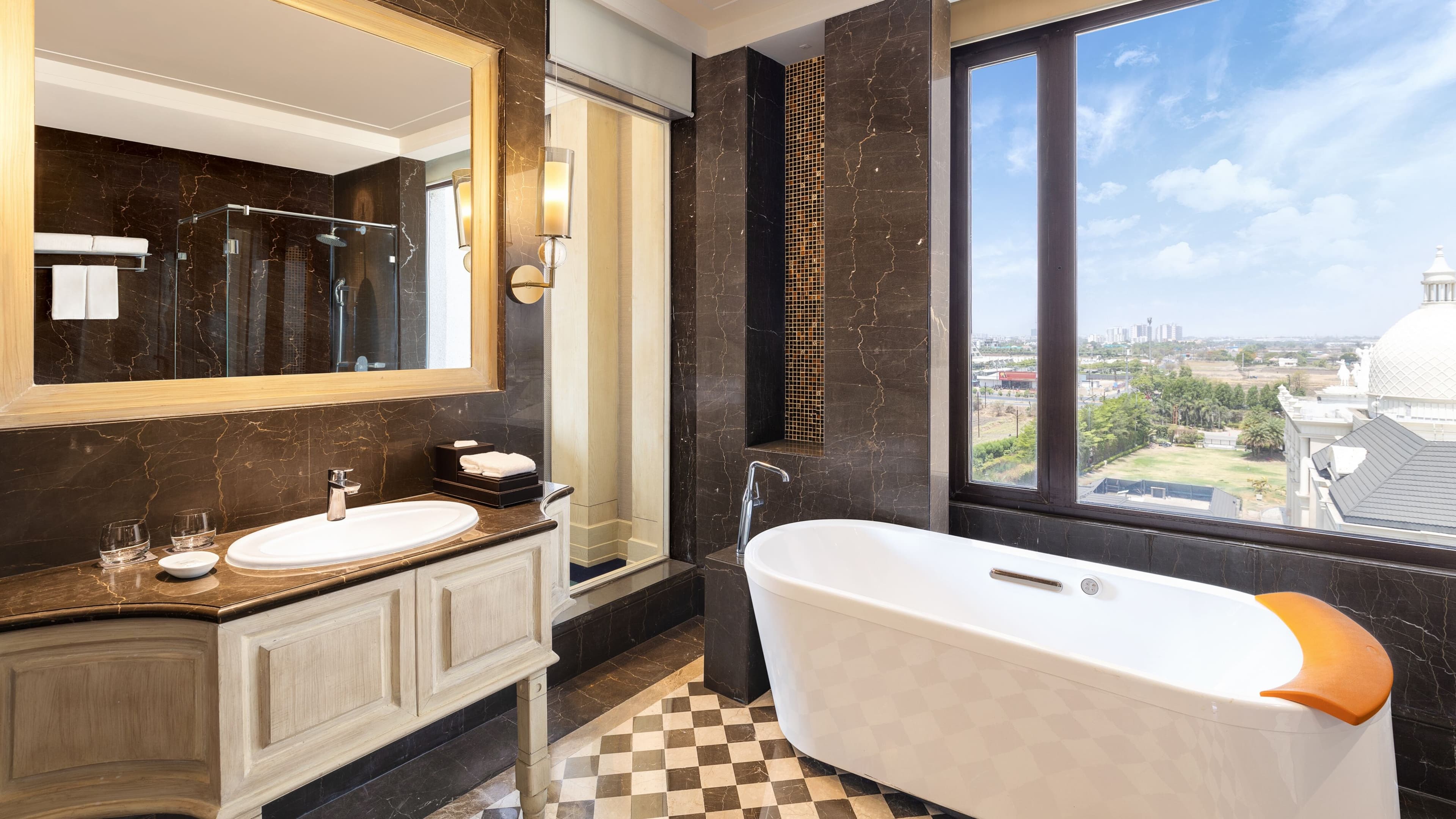 Sheraton Grand Palace Indore — 8