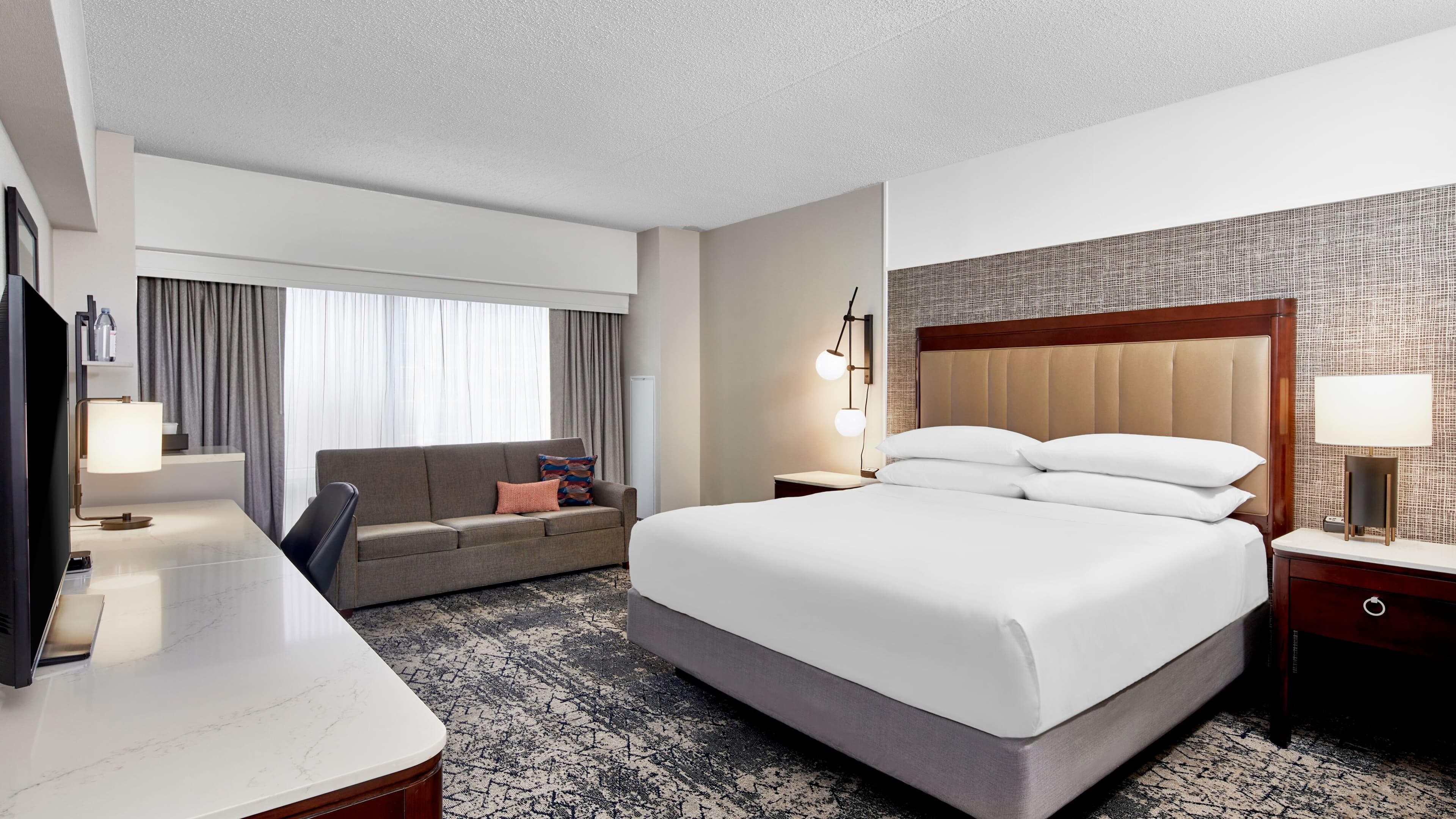 Sheraton Indianapolis Hotel at Keystone Crossing — 7