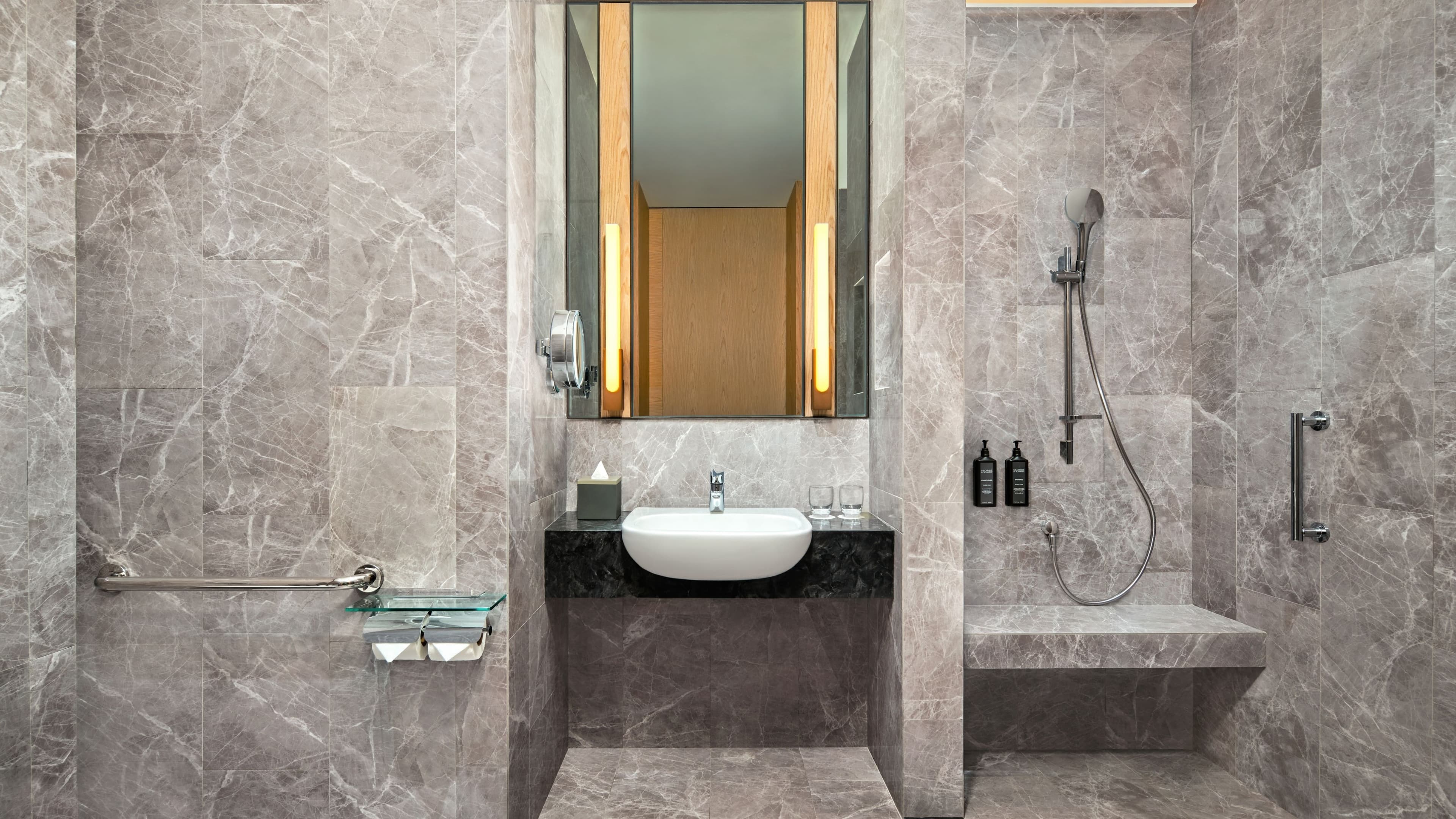 Sheraton Kuching Hotel — 16