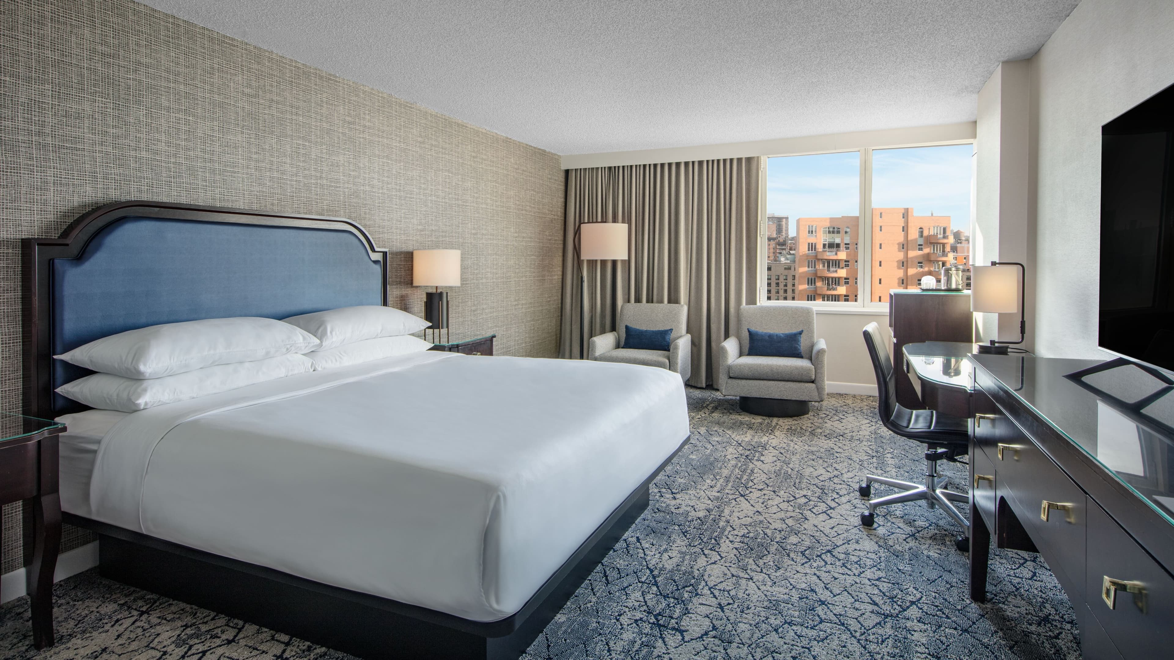 Sheraton LaGuardia East Hotel — 7