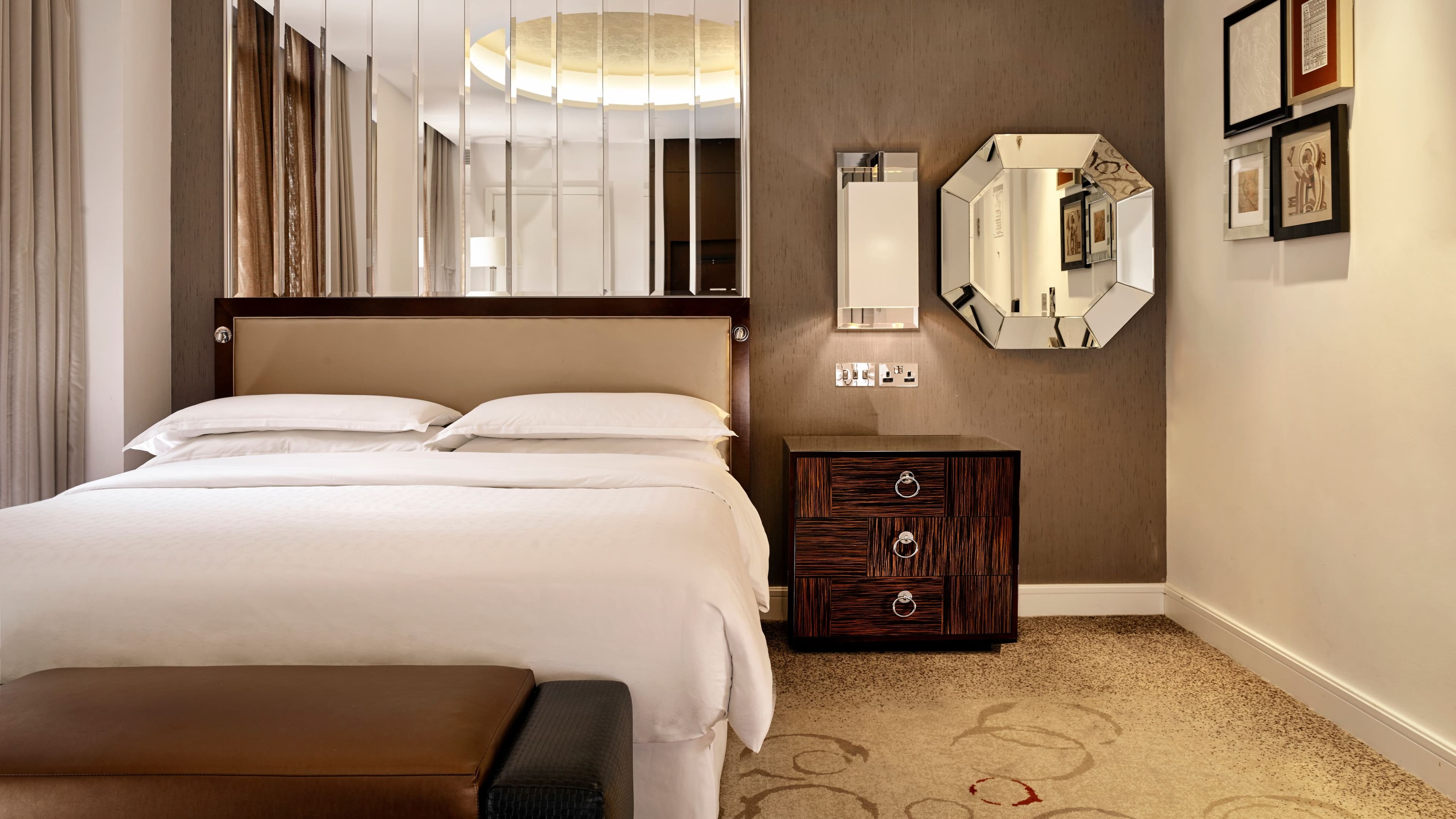 Sheraton Grand London Park Lane — 106