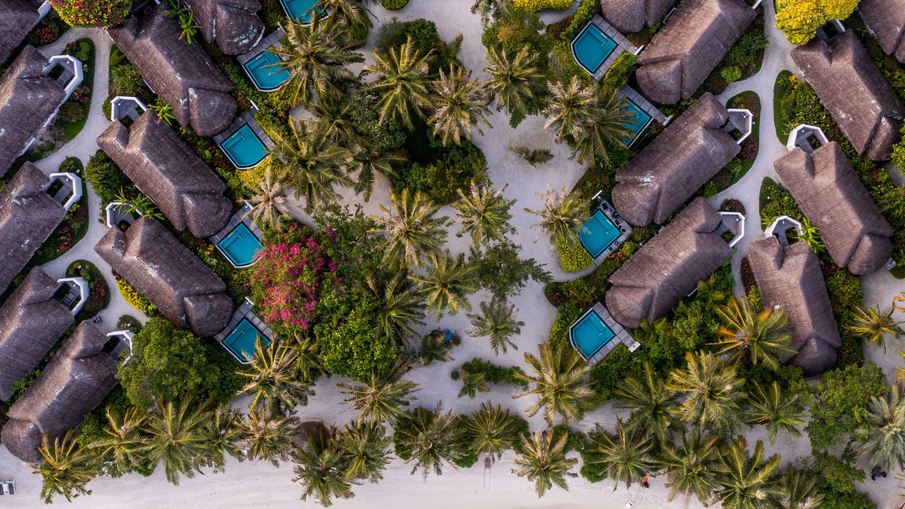Sheraton Maldives Full Moon Resort & Spa — 15