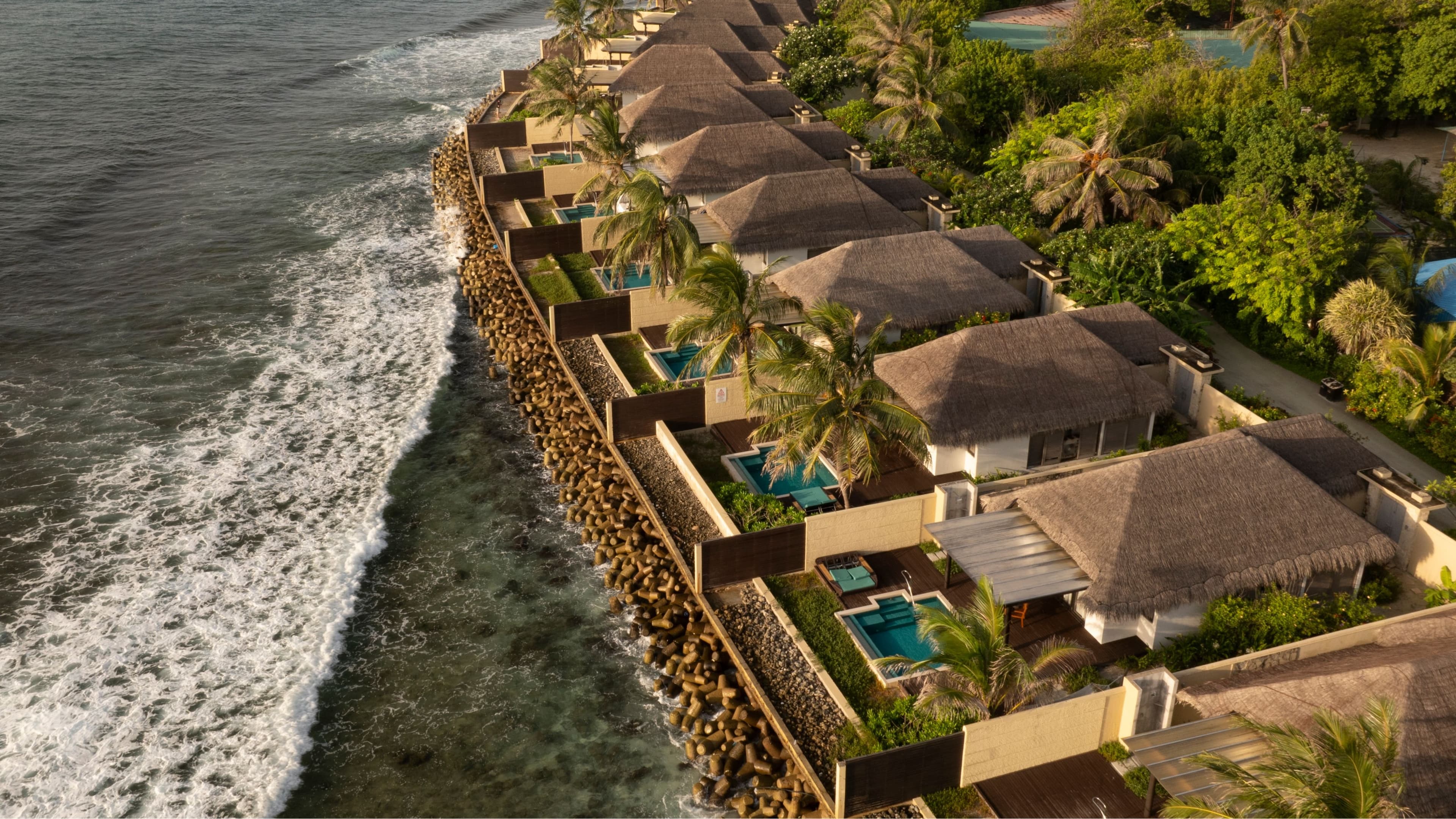 Sheraton Maldives Full Moon Resort & Spa — 75