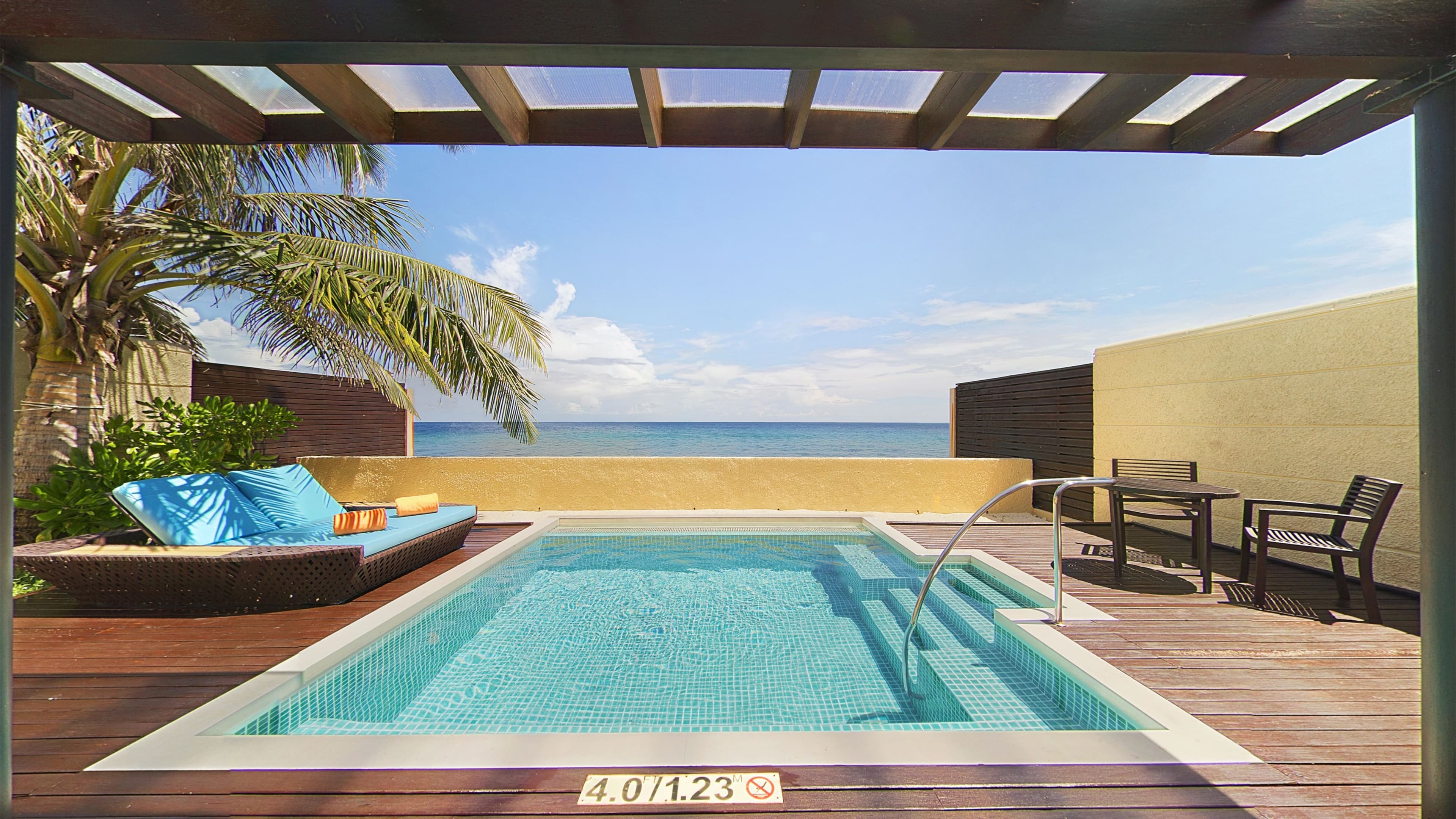 Sheraton Maldives Full Moon Resort & Spa — 70