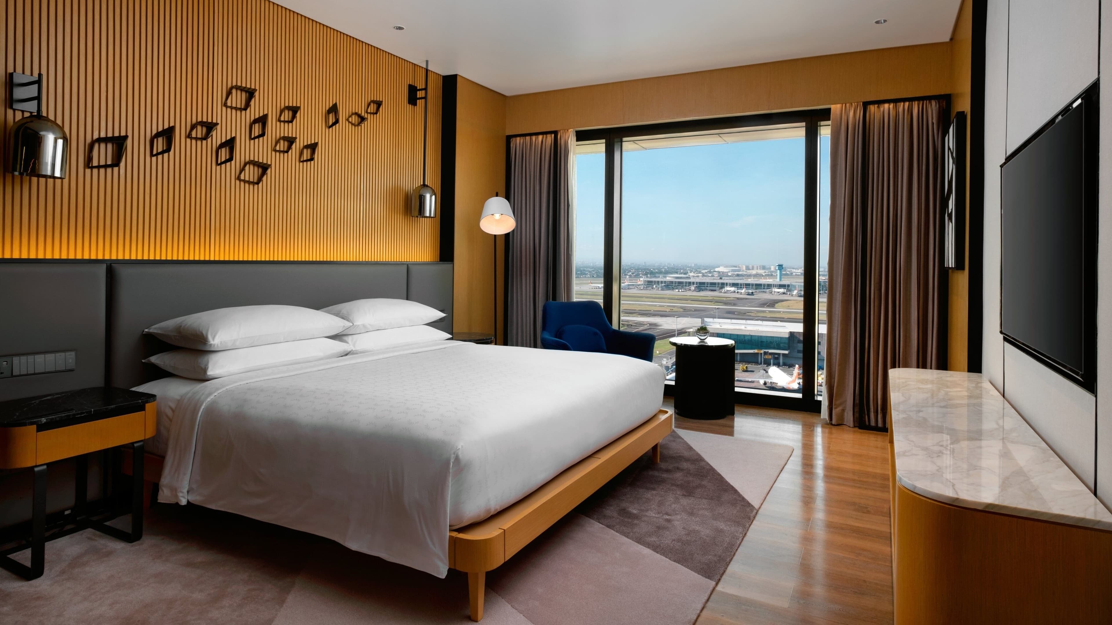 Sheraton Manila Hotel at Newport World Resorts — 11