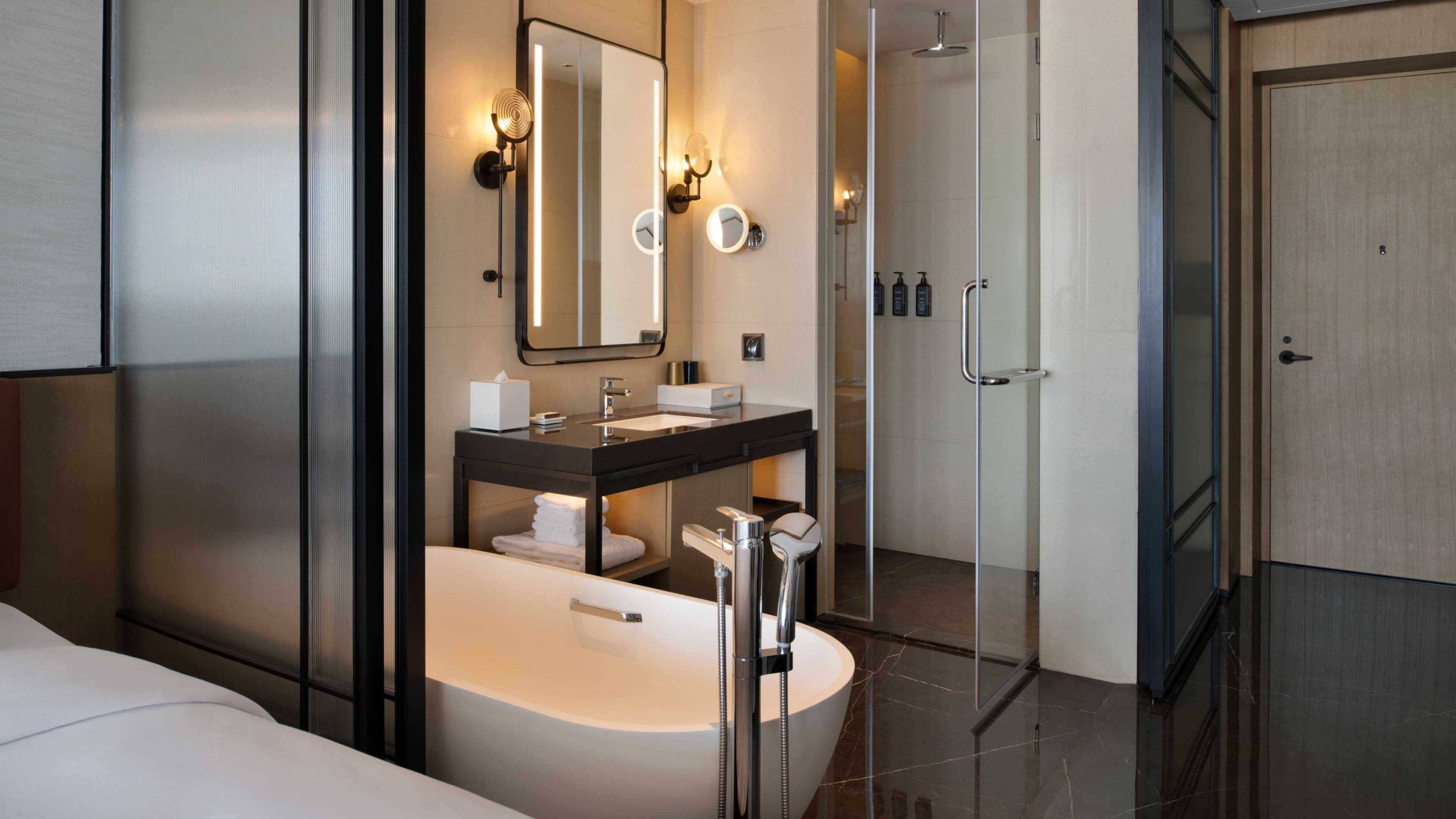 Sheraton Ningbo Xiangshan Resort - Image 4