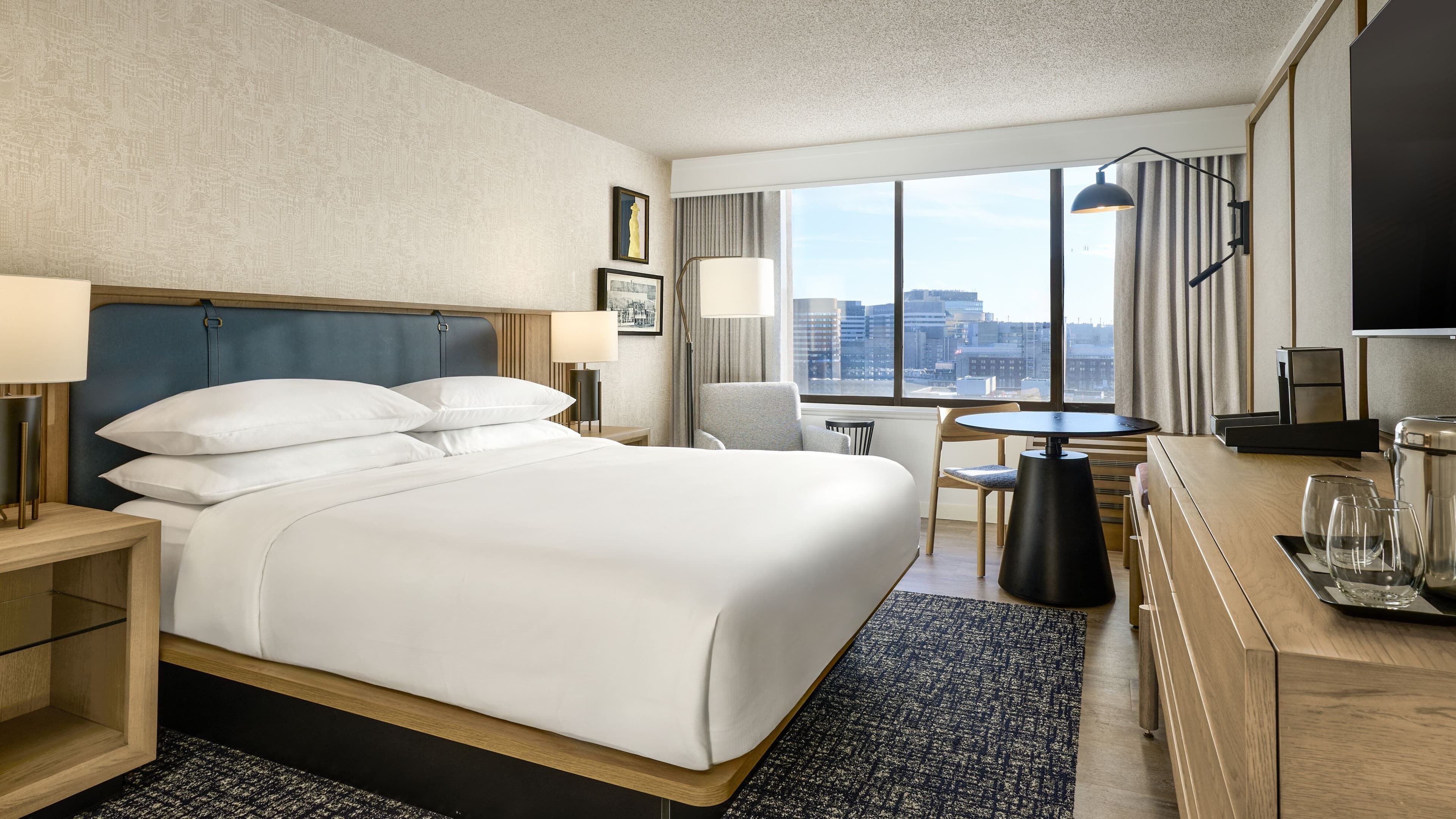 Sheraton Philadelphia University City Hotel — 9