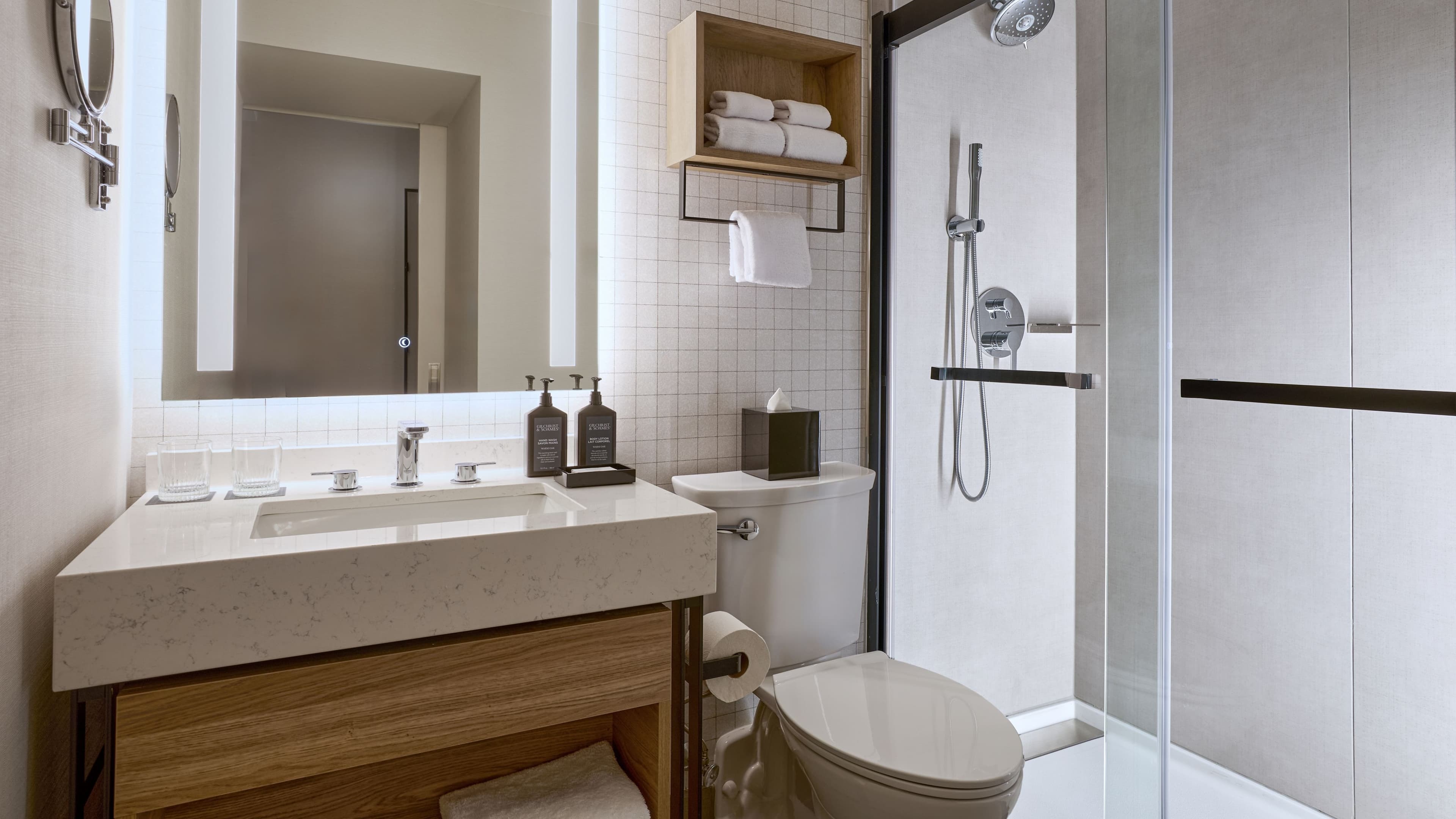 Sheraton Philadelphia University City Hotel — 16