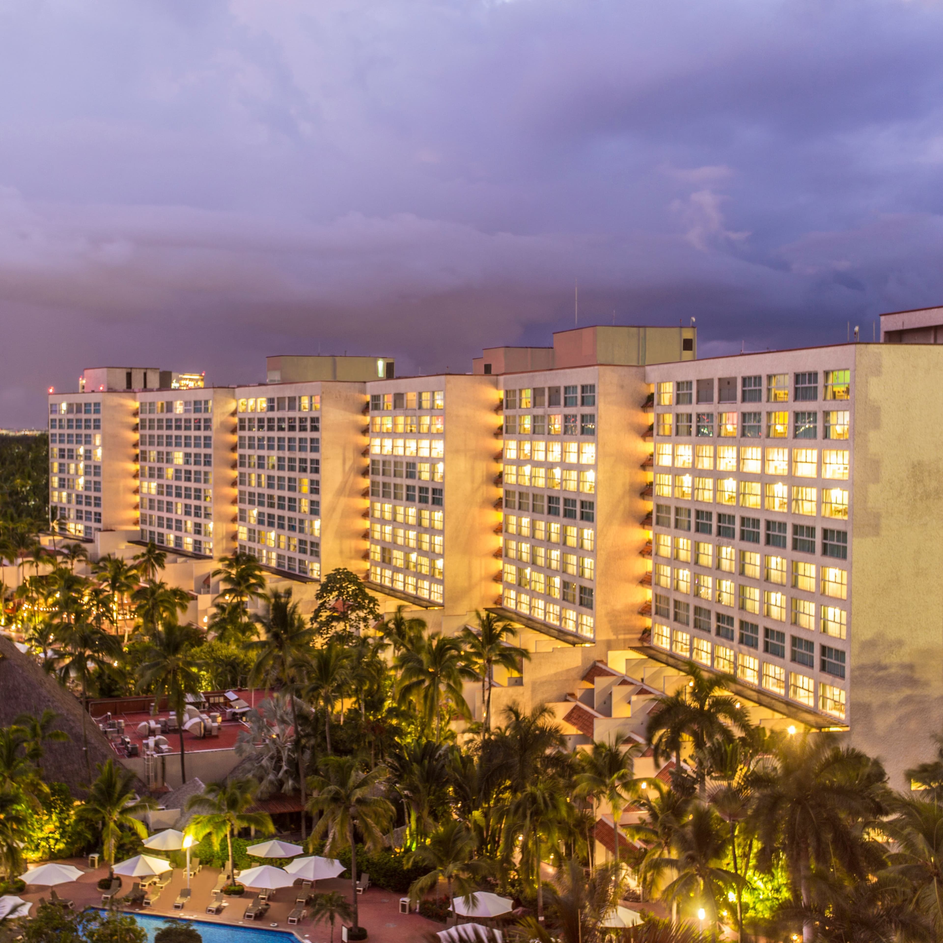Sheraton Buganvilias Resort & Convention Center - Image 1