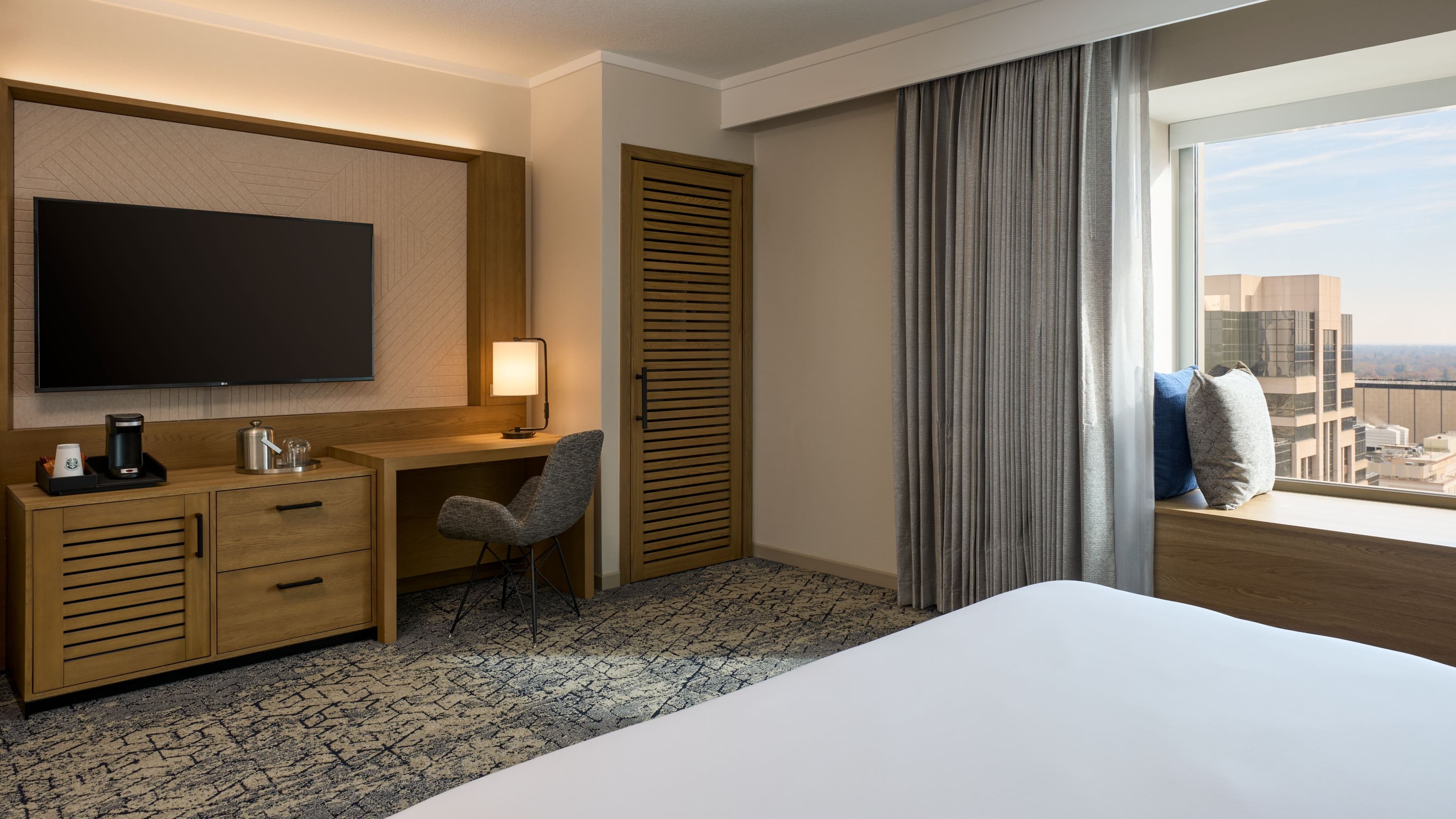 Sheraton Grand Sacramento Hotel — 38