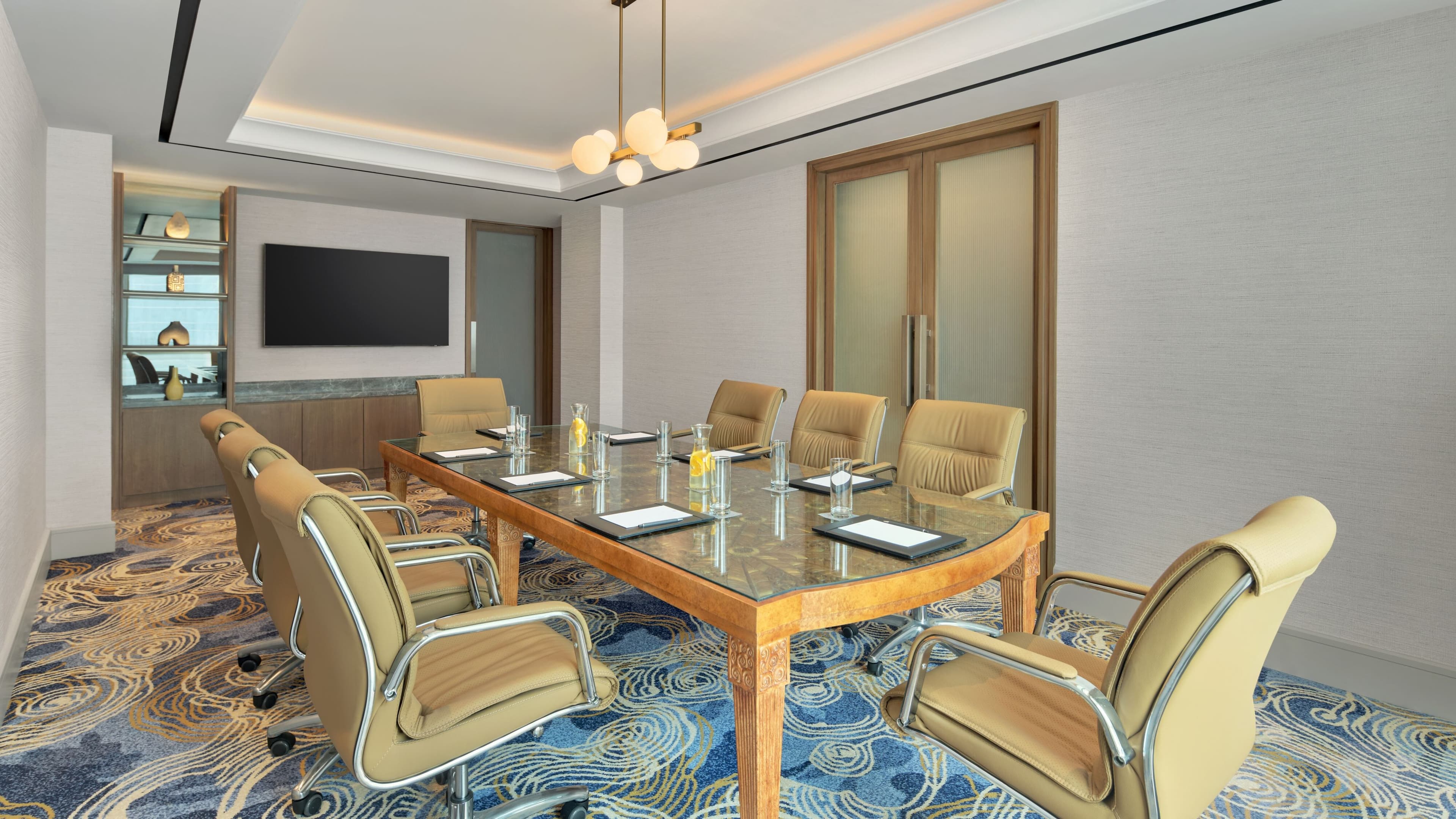 Sheraton Surabaya Hotel & Towers — 12