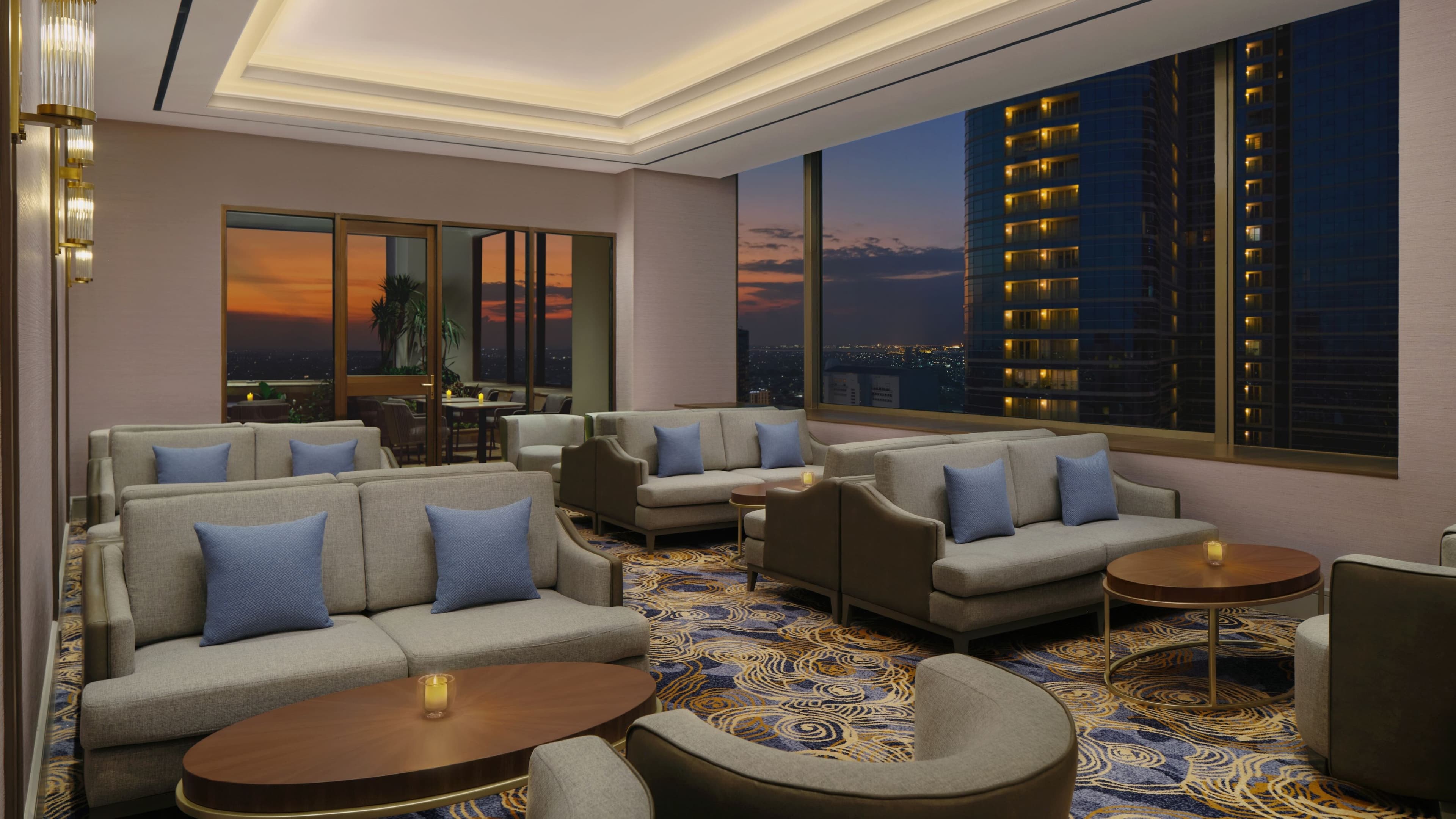 Sheraton Surabaya Hotel & Towers — 15