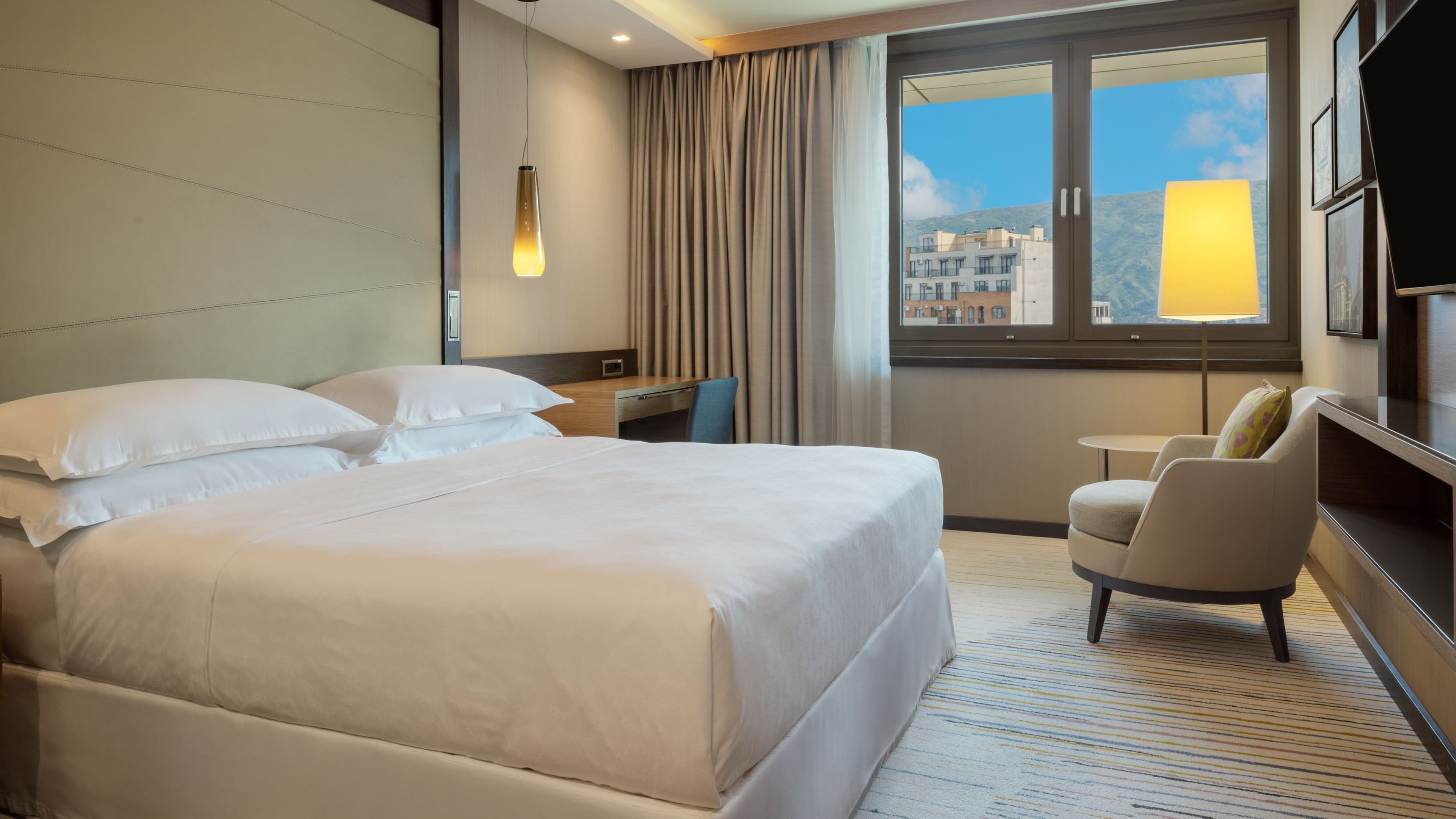 Sheraton Grand Tbilisi Metechi Palace — 6