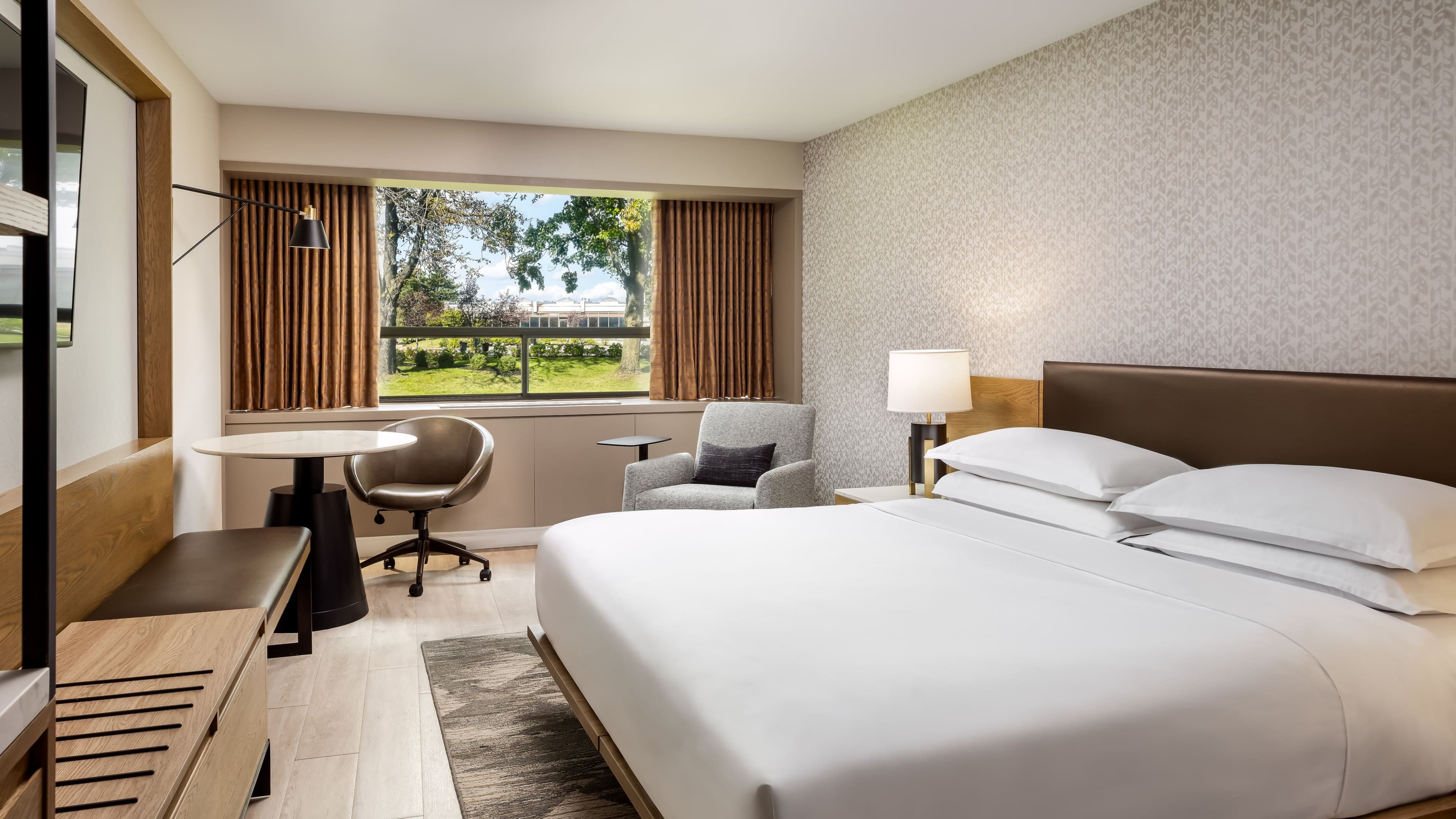 Sheraton Montreal Airport Hotel — 8