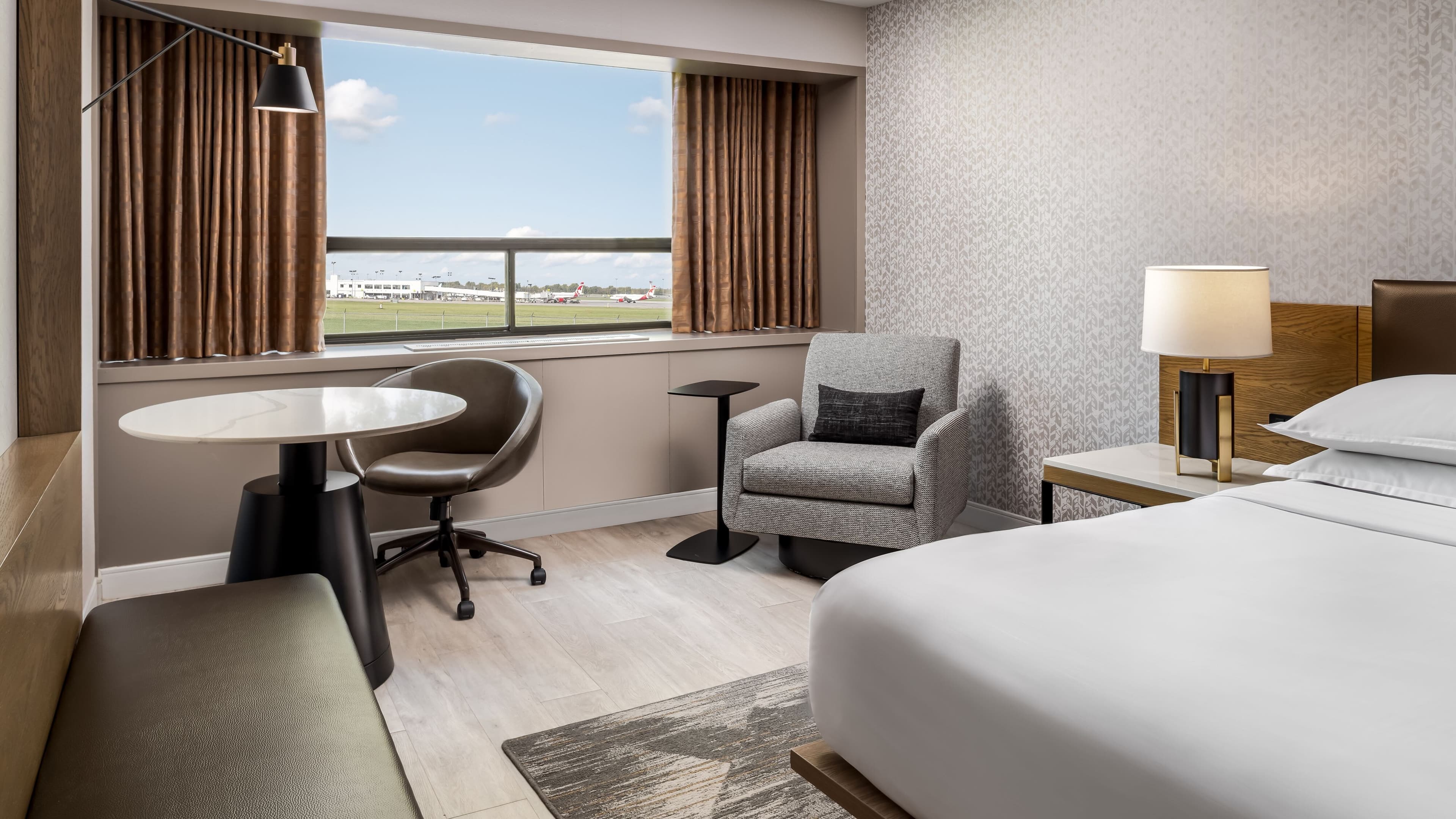 Sheraton Montreal Airport Hotel — 11