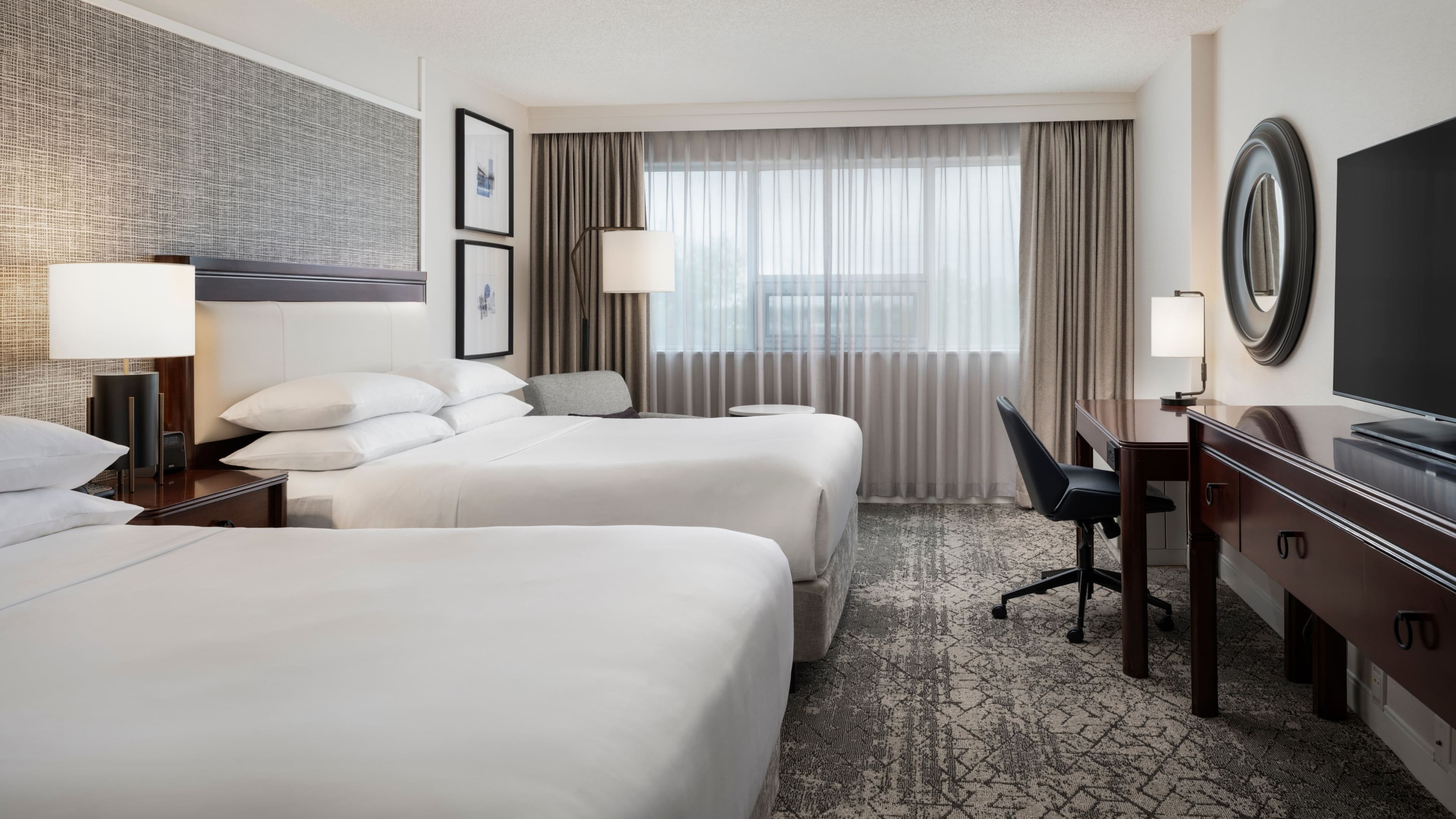 Sheraton Cavalier Calgary Hotel - Image 5