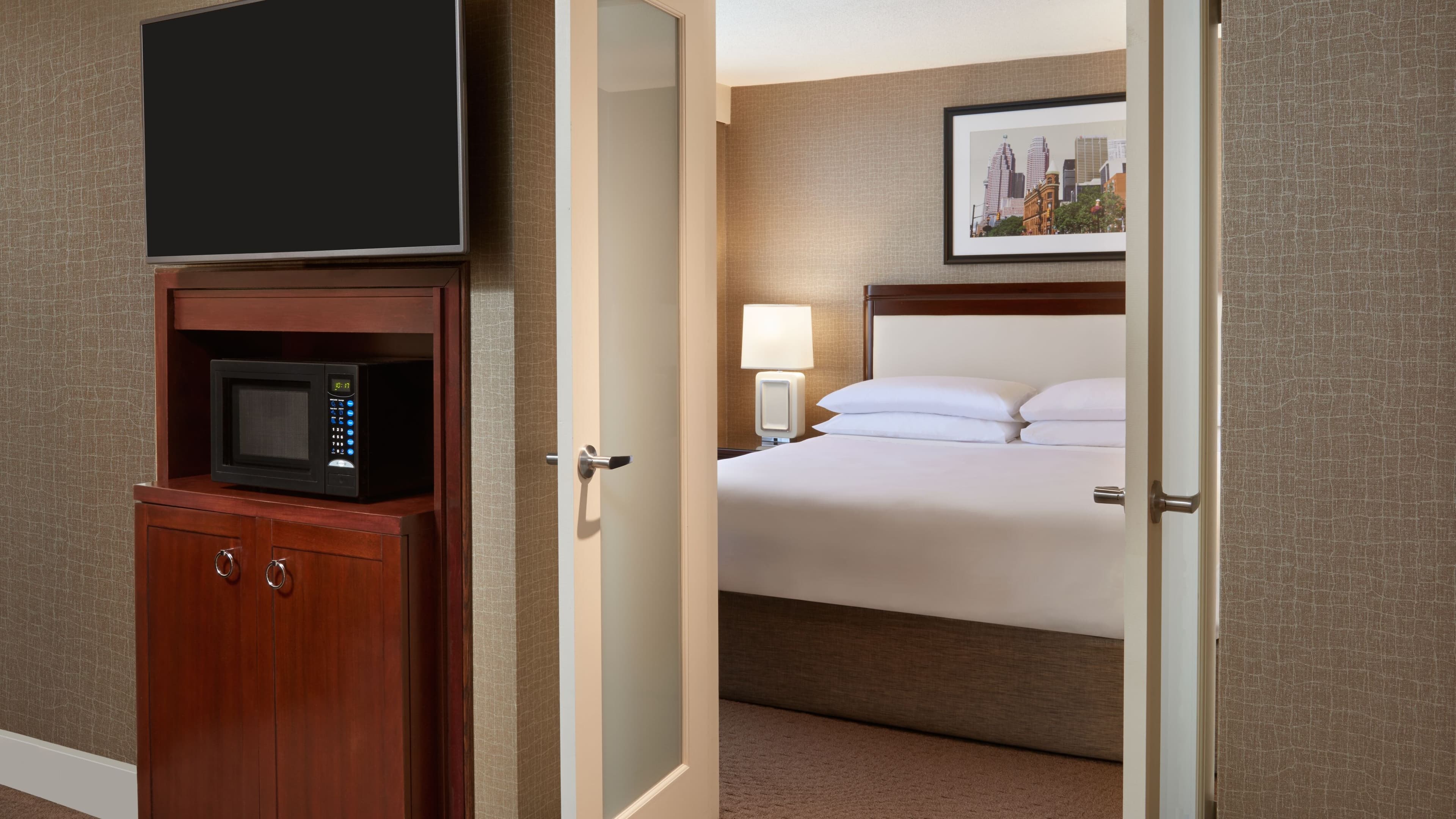 Sheraton Parkway Toronto North Hotel & Suites — 13