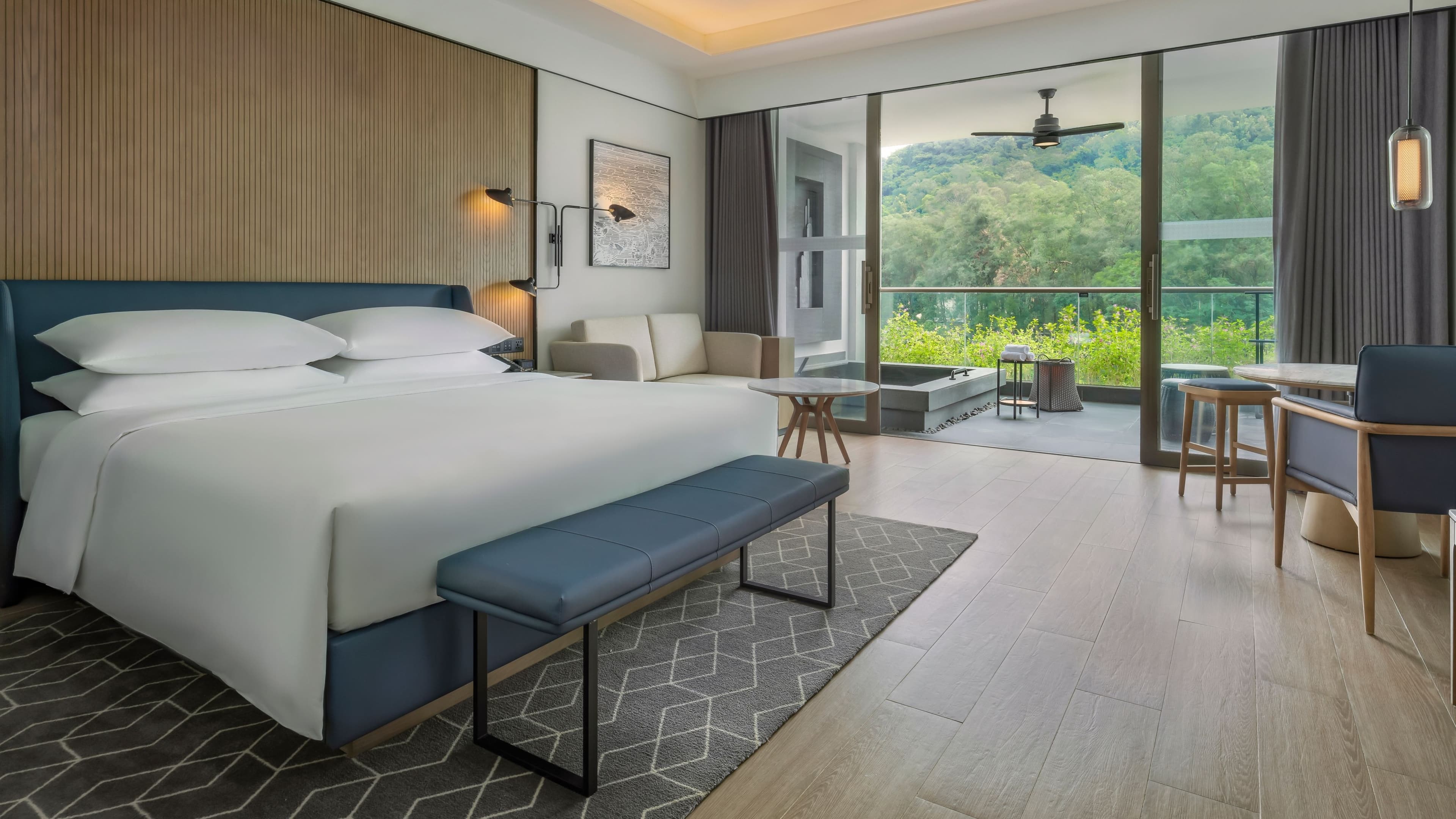 Sheraton Maoming Hot Spring Resort — 8