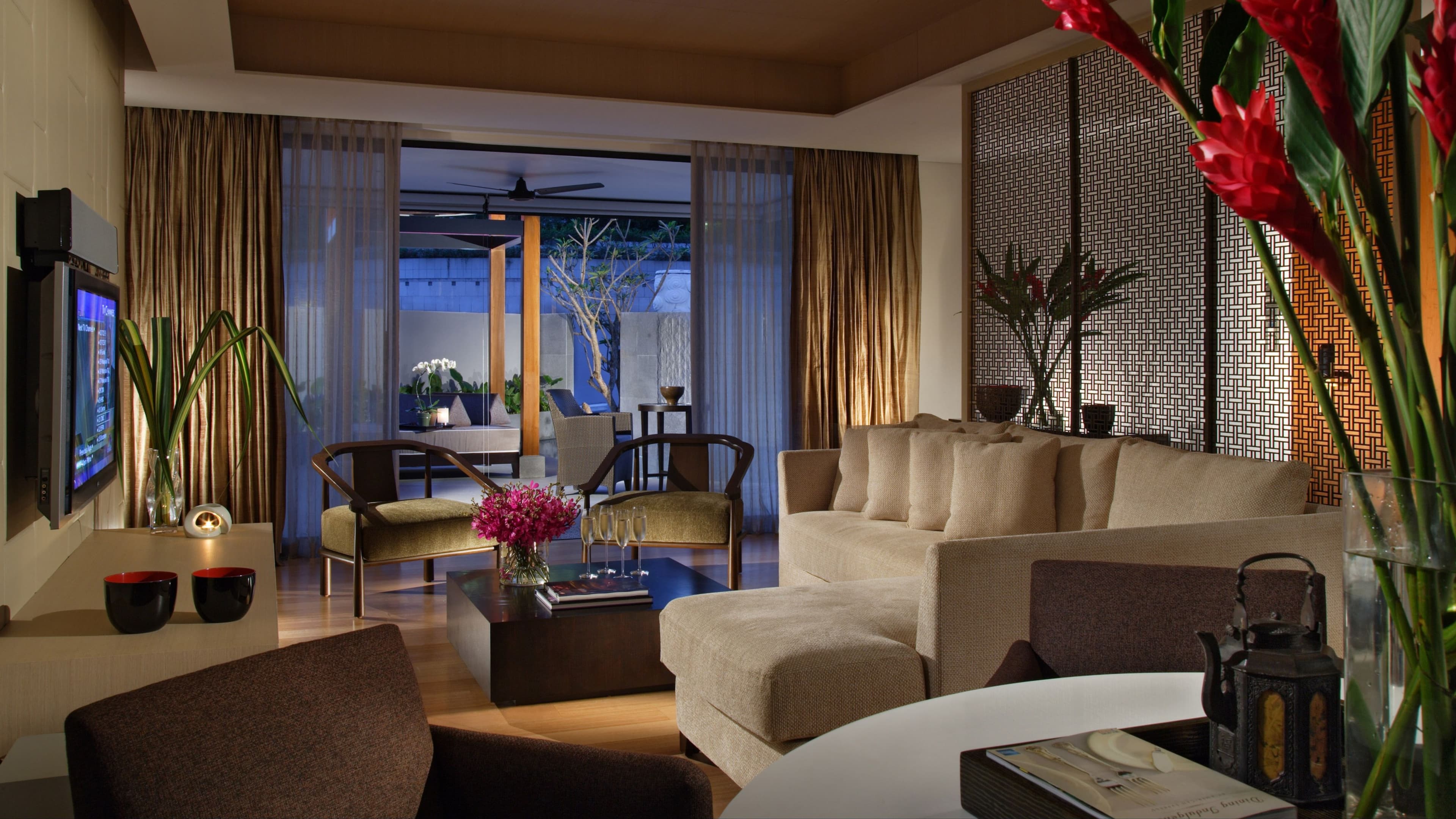 Singapore Marriott Tang Plaza Hotel — 42