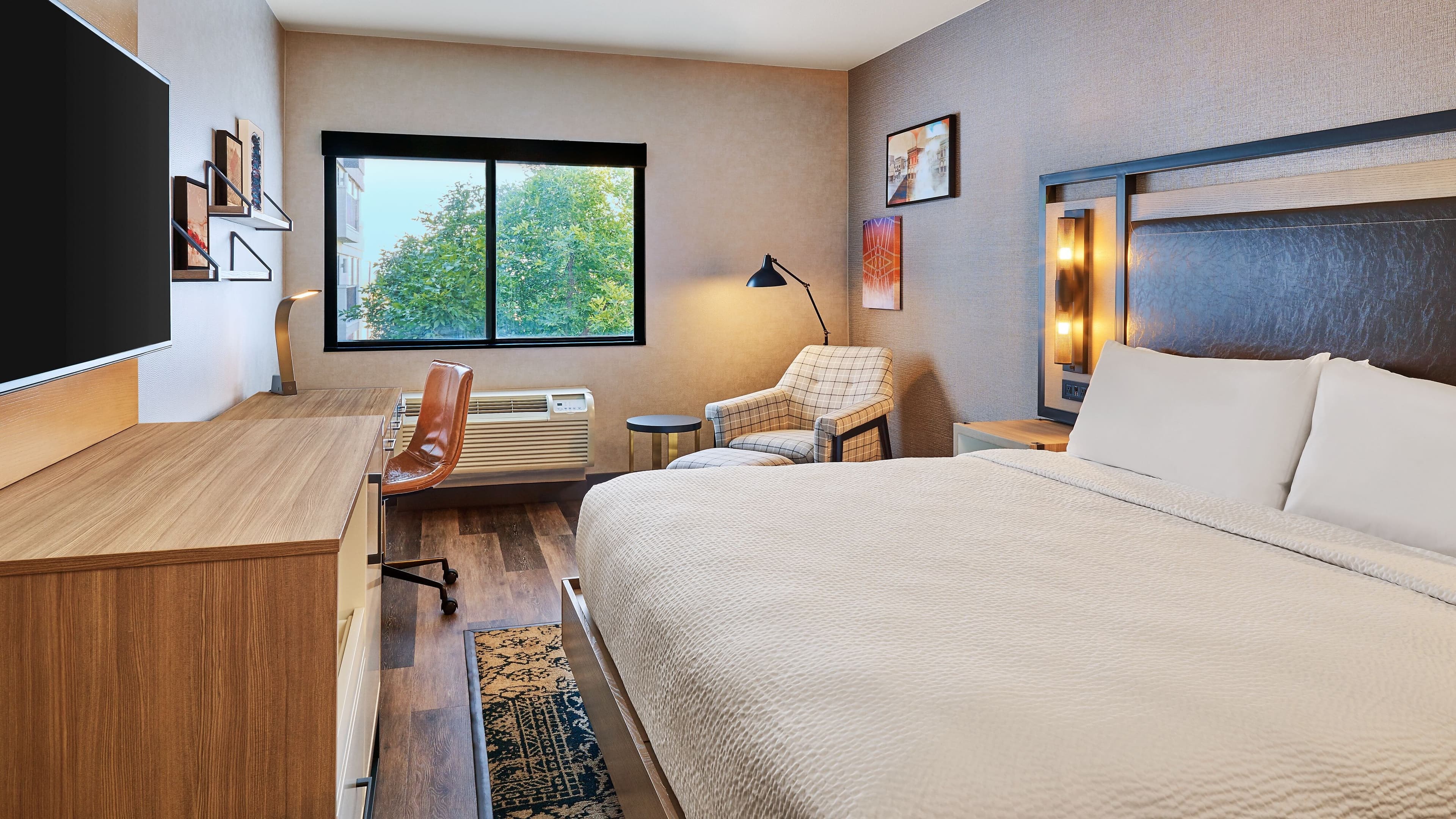 Four Points by Sheraton Salt Lake City Airport - Image 3