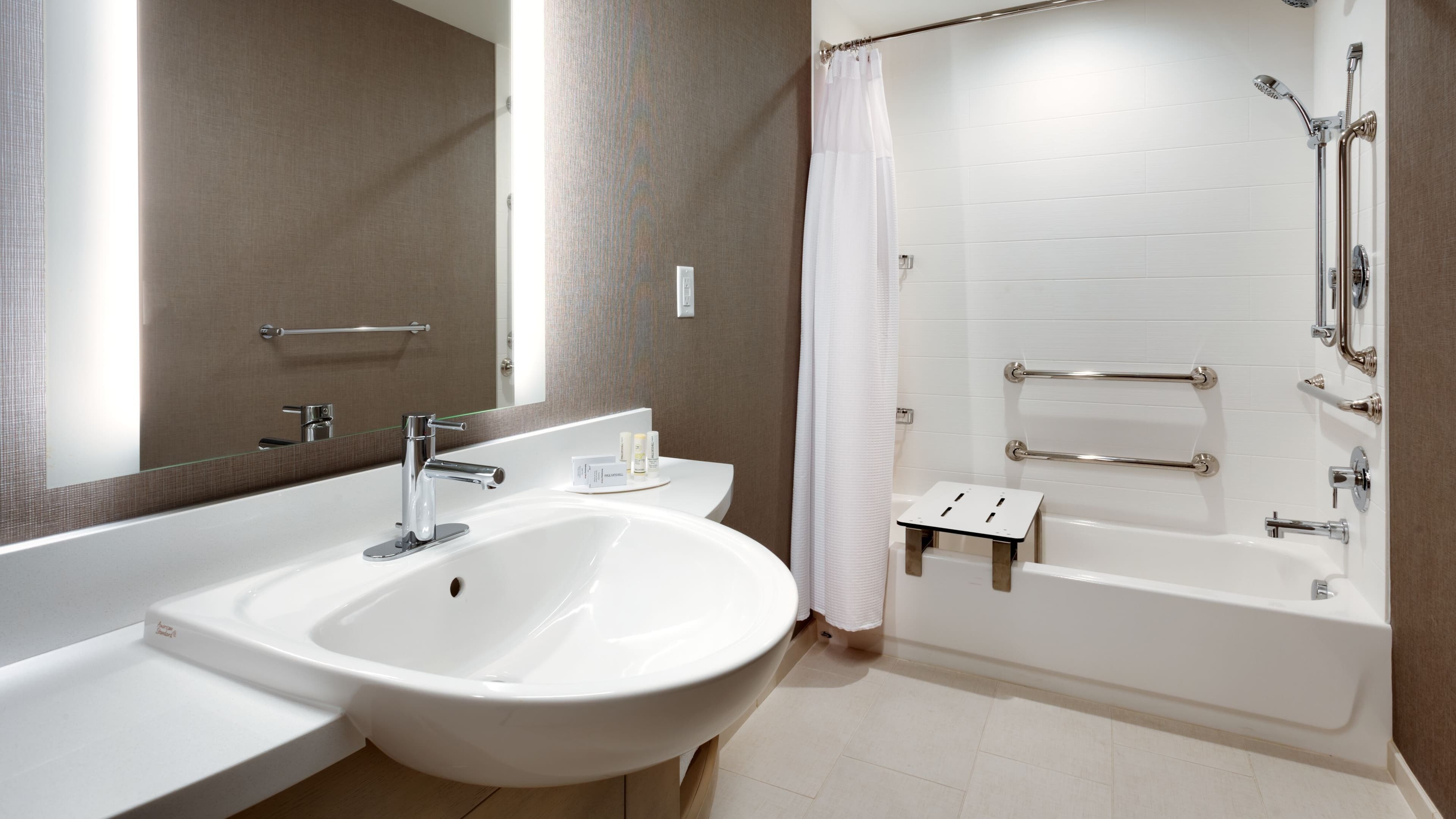 Suite - Image 7