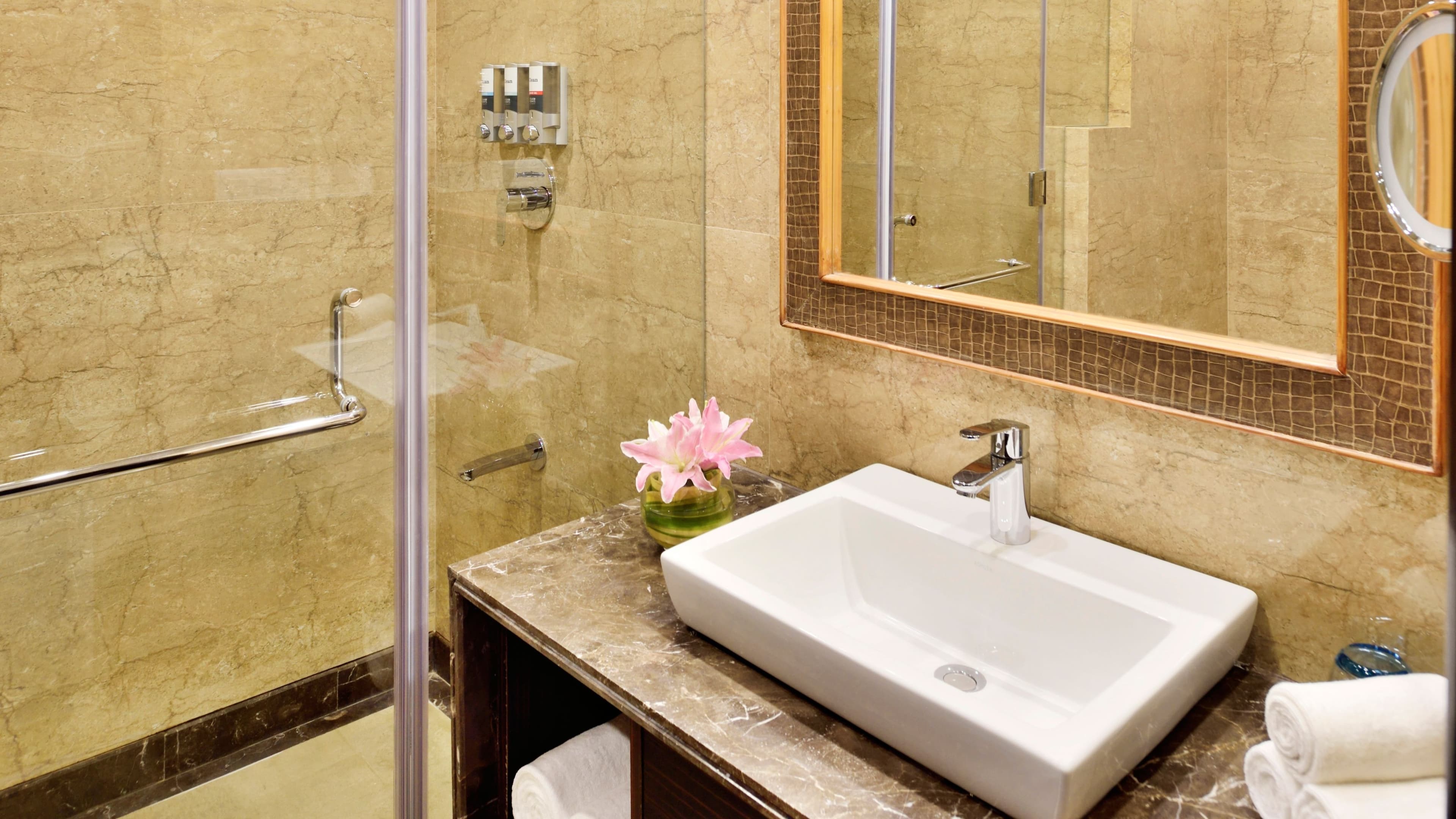 Four Points by Sheraton Srinagar - Image 3