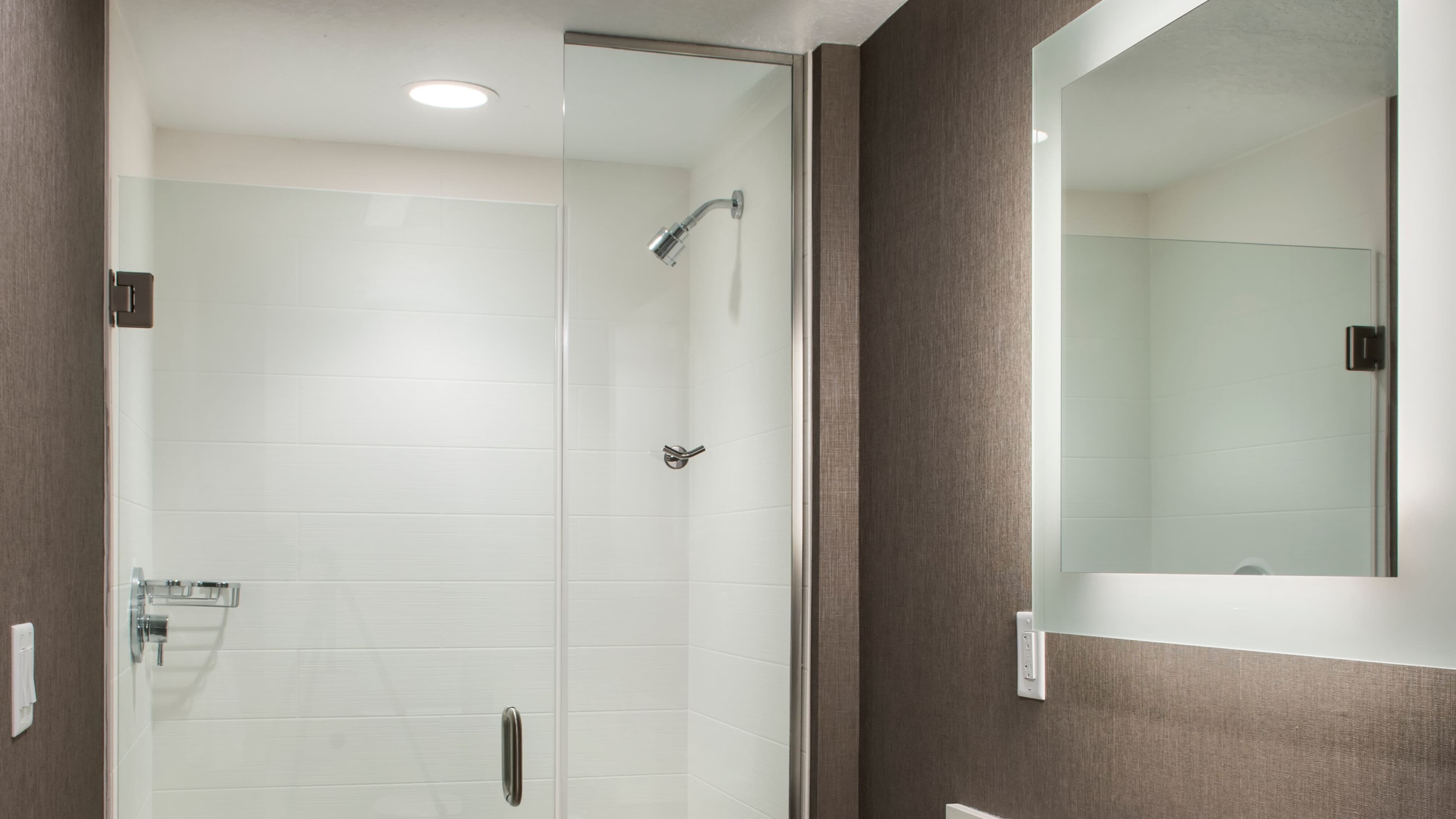 Holiday Inn Express & Suites Ruskin - Sun City — 12