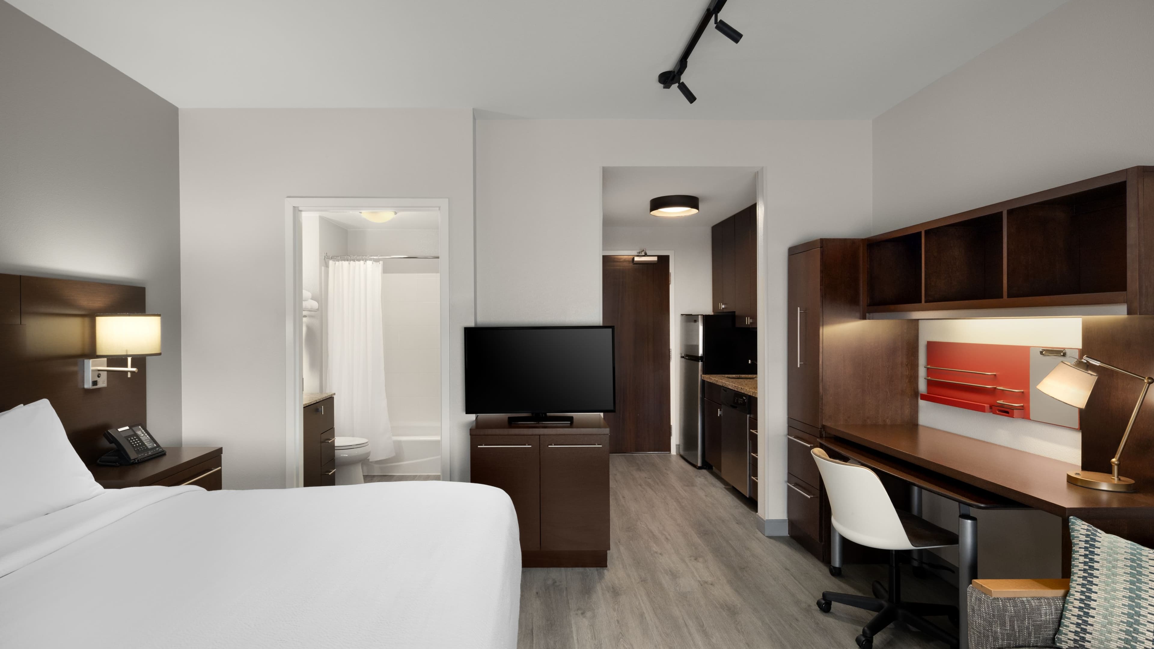 TownePlace Suites Anchorage Midtown - Image 3