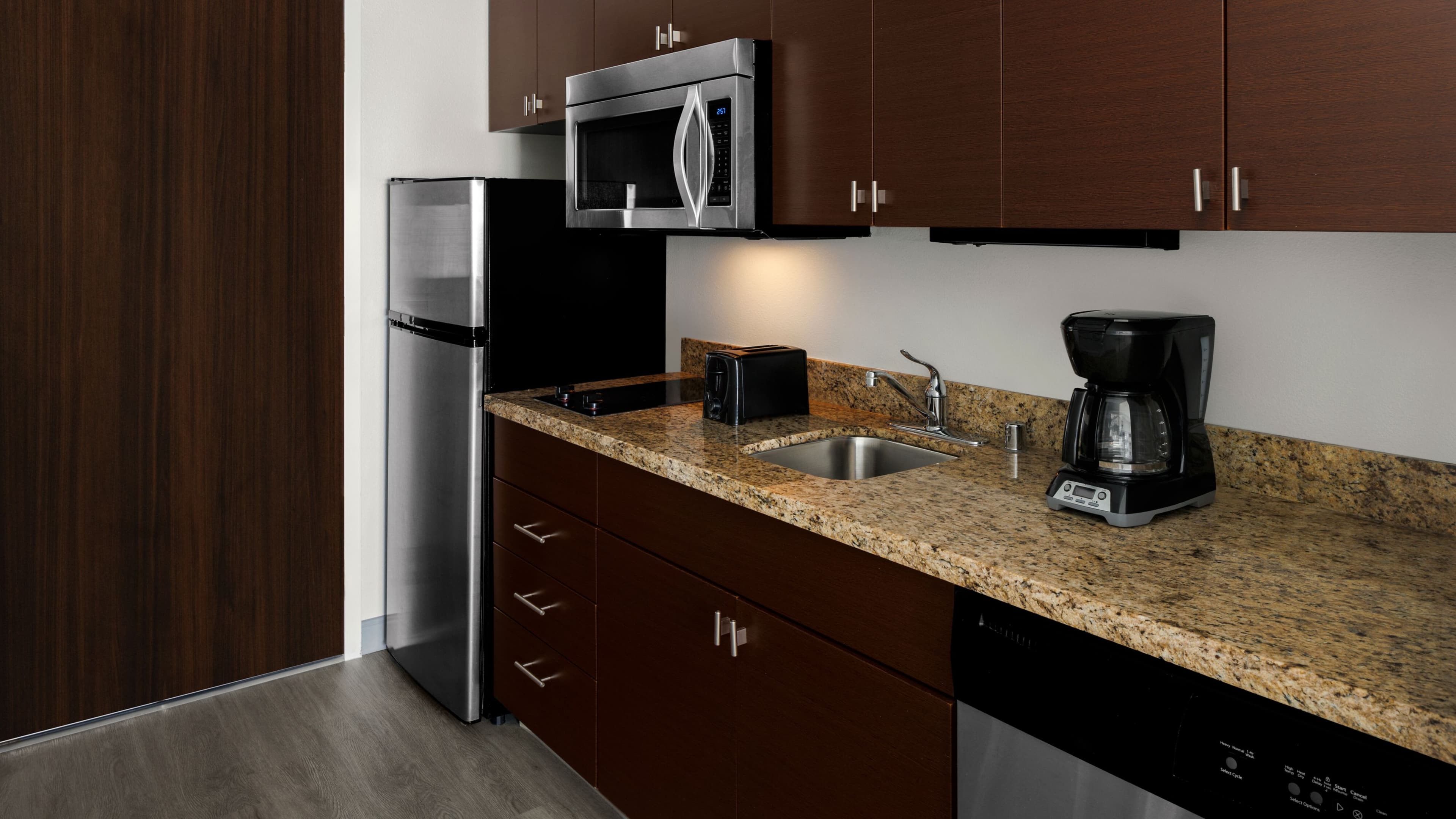 TownePlace Suites Anchorage Midtown - Image 4