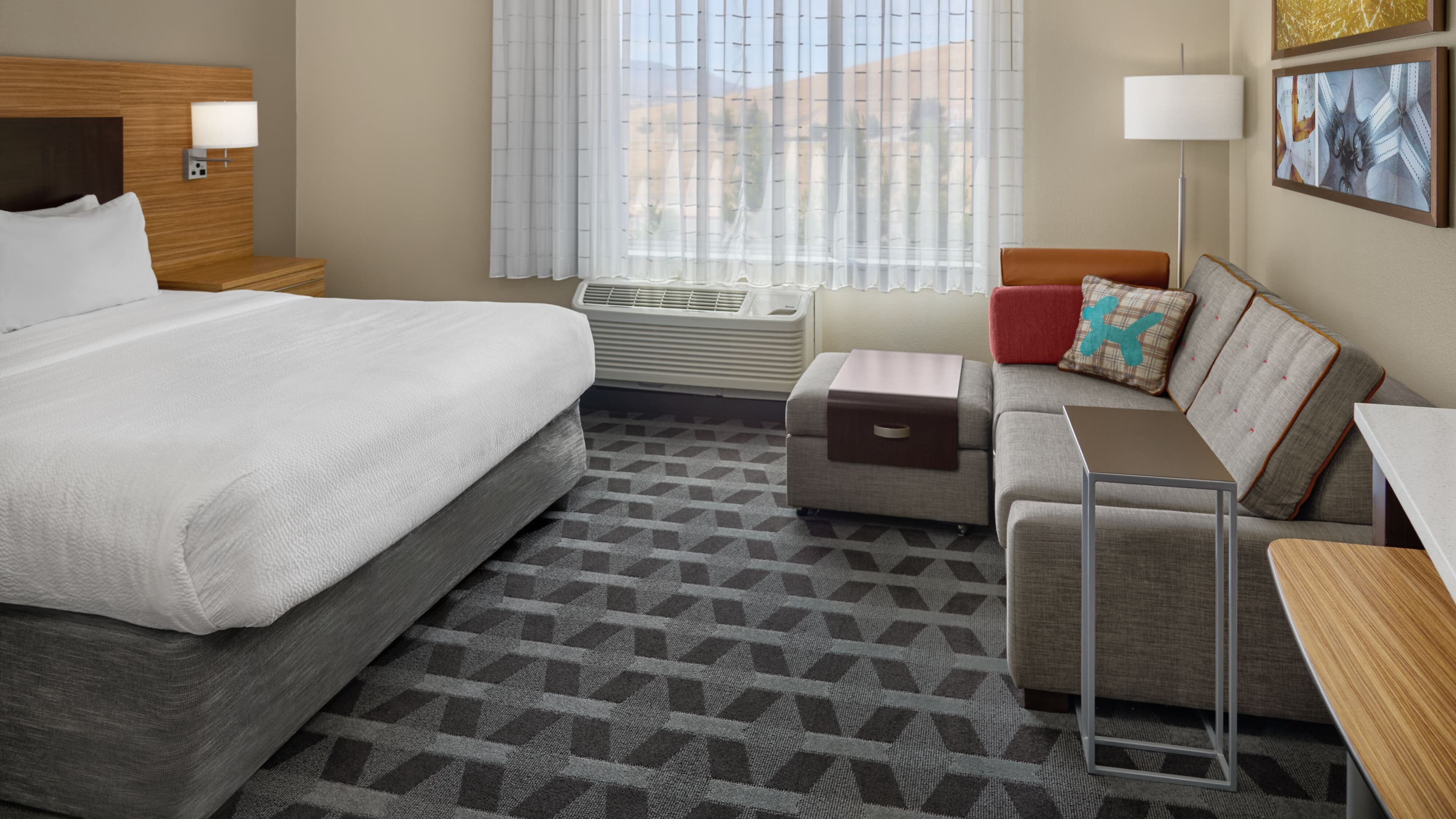 TownePlace Suites Tehachapi — 13