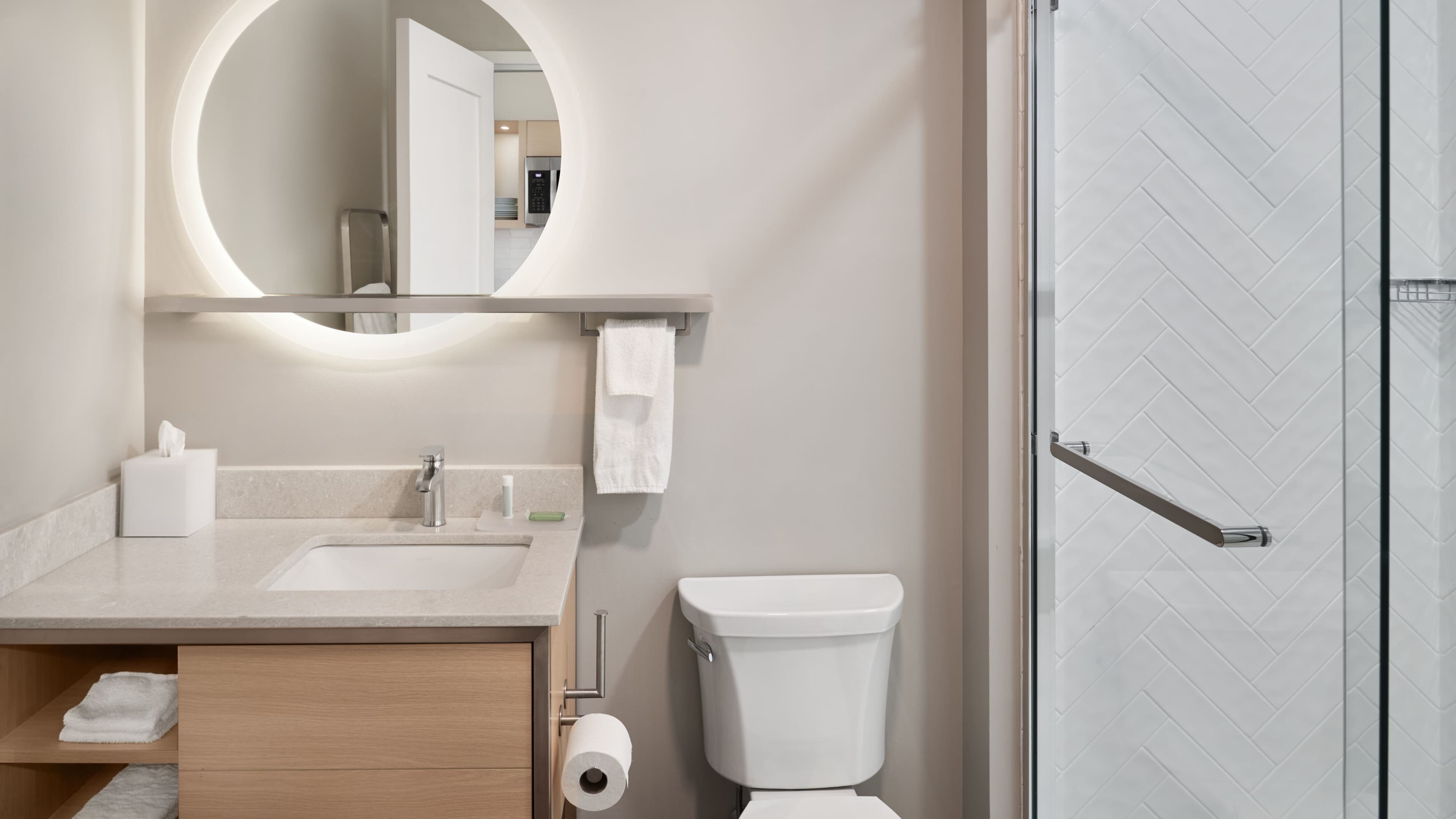 Studio Suite - Image 9