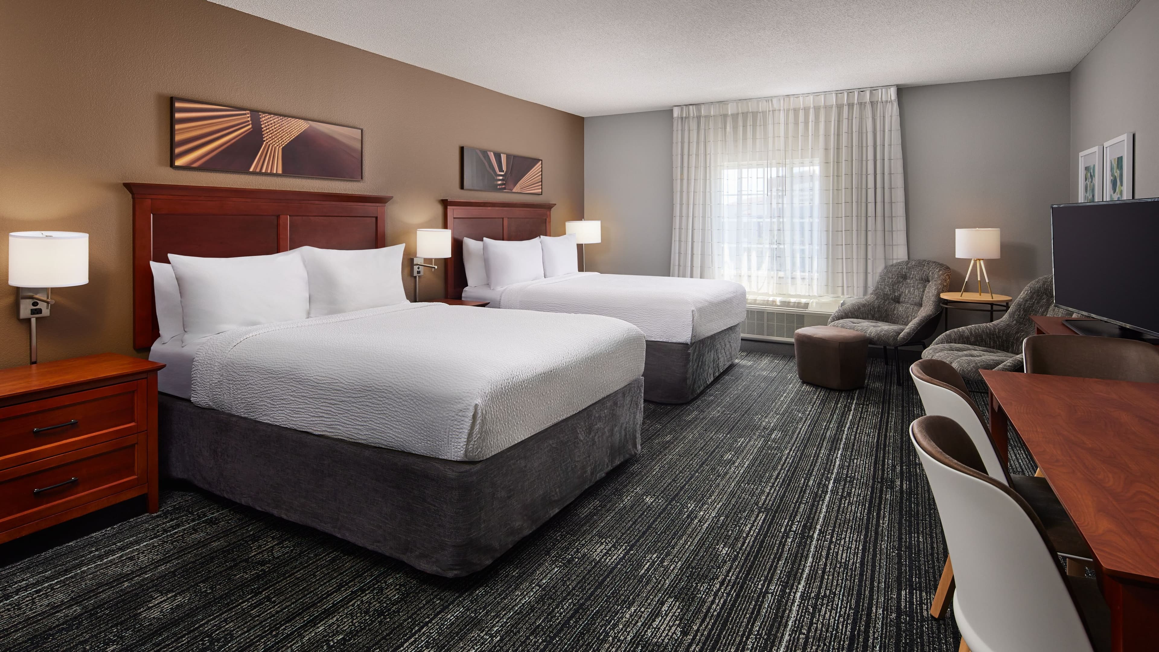 Holiday Inn Express & Suites Colorado Springs Central — 50